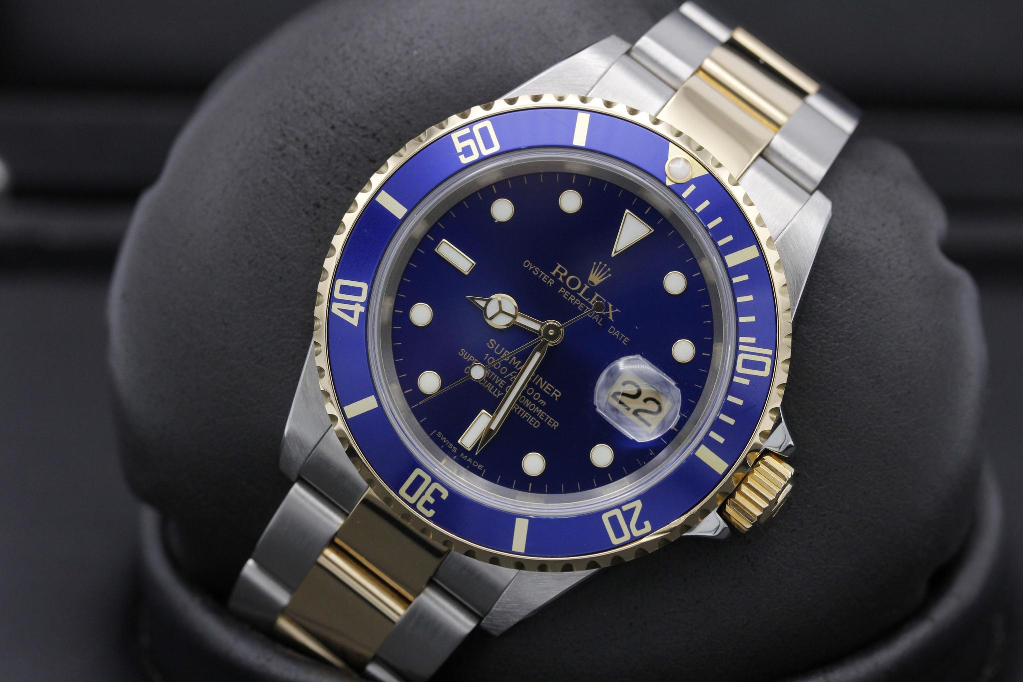 Watch Image 10