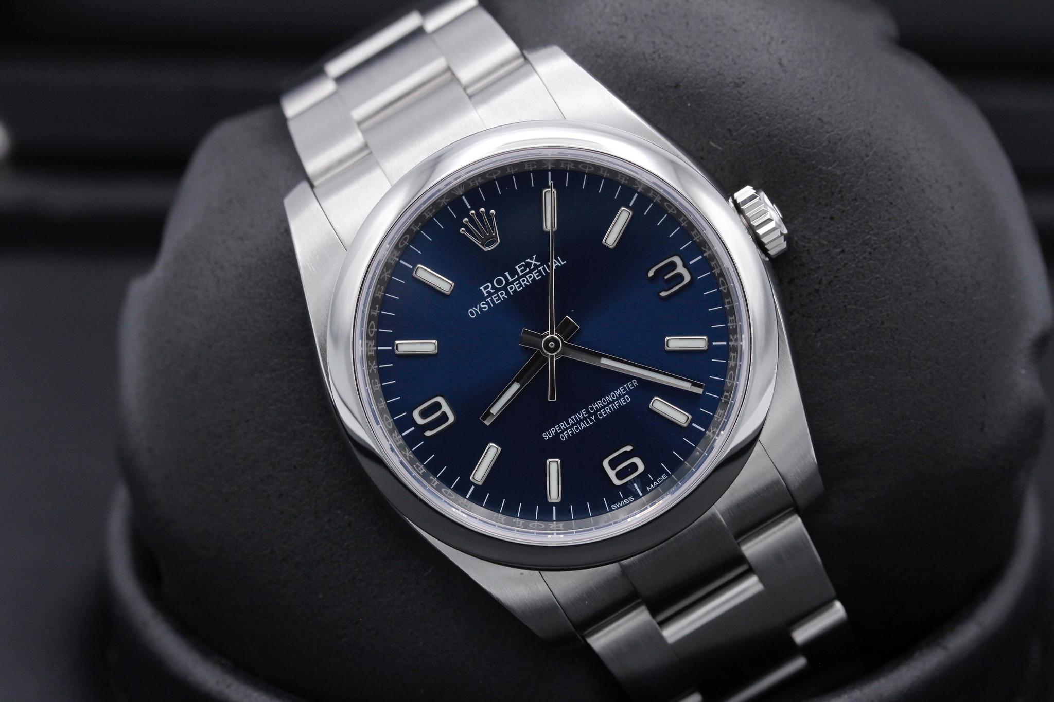 Watch Image 9