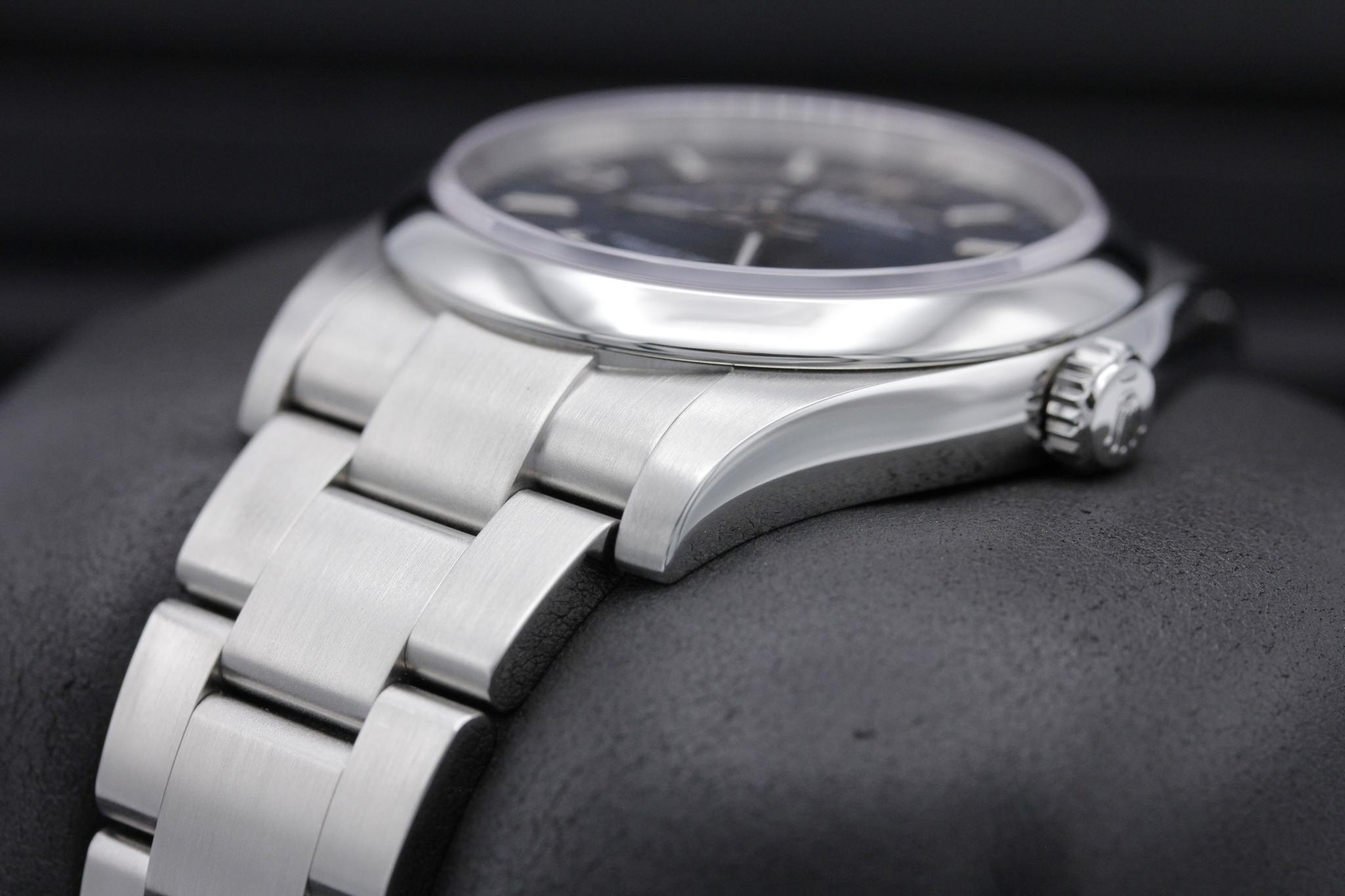 Watch Image 2