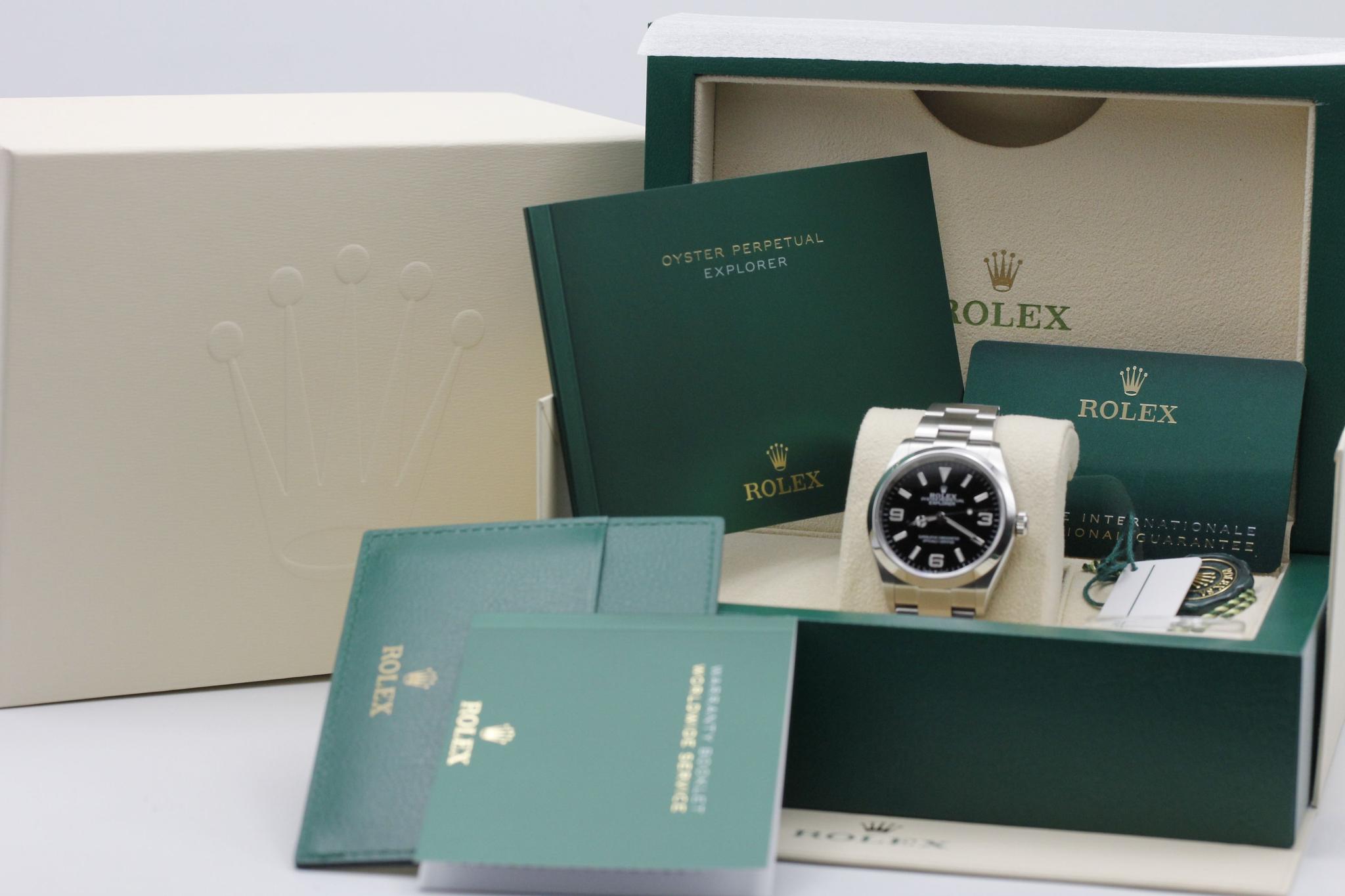 Watch Image 11