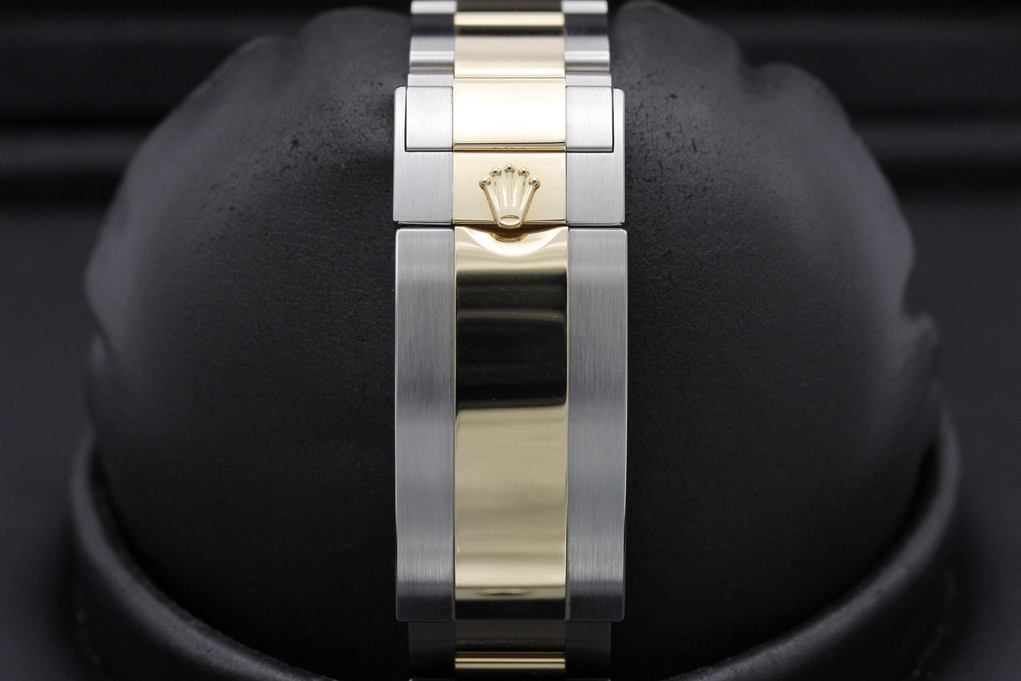 Watch Image 8