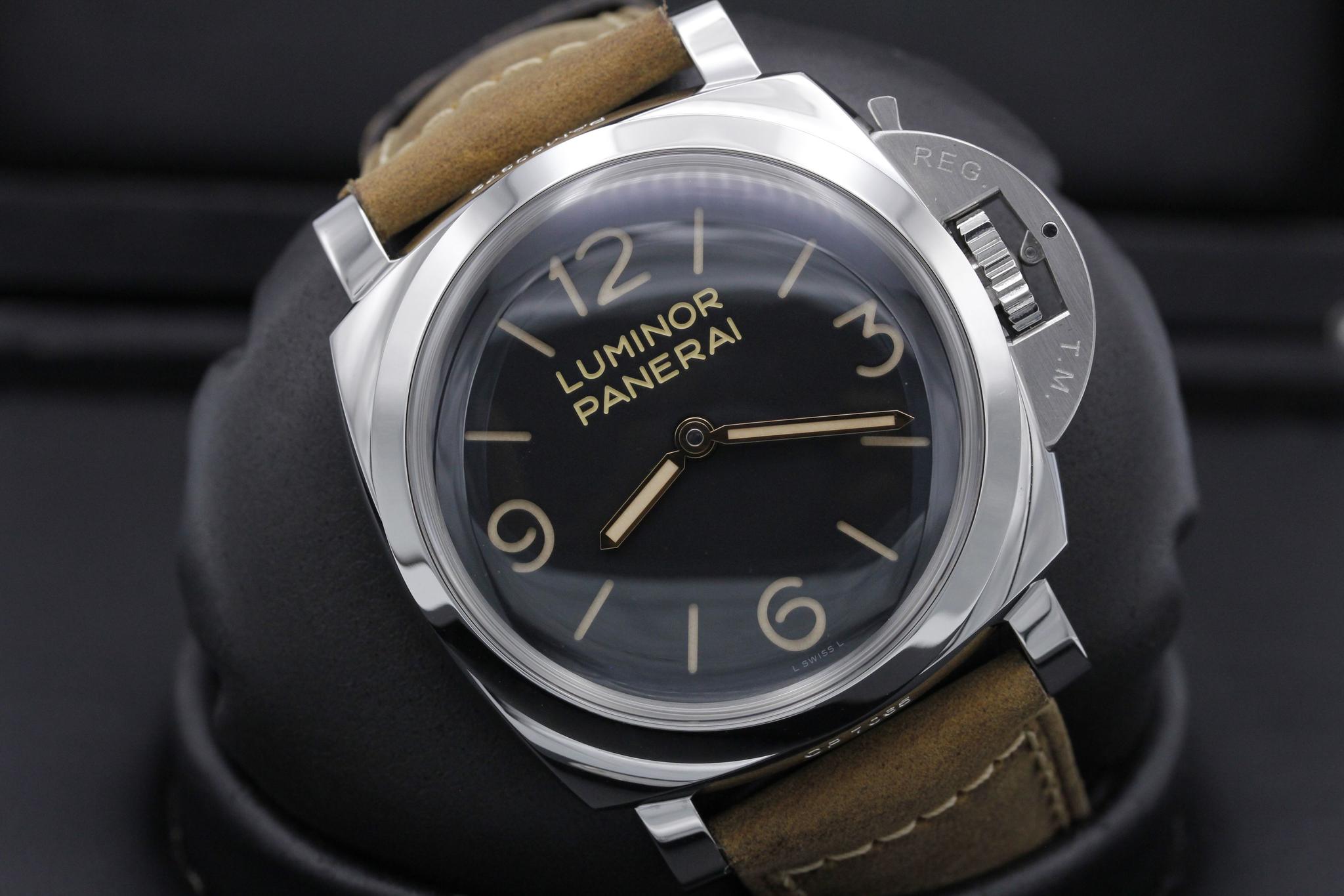 Watch Image 9