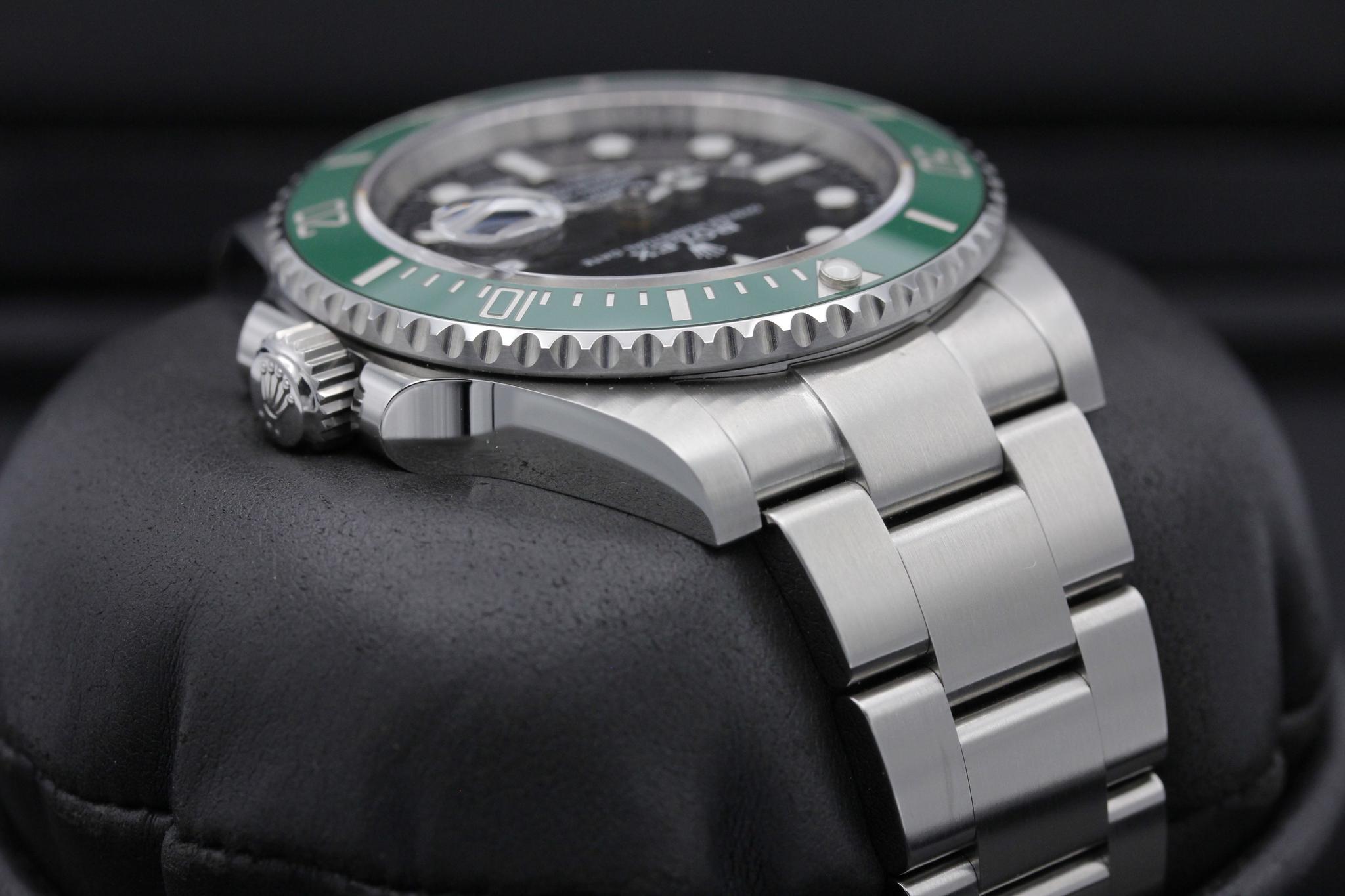 Watch Image 4