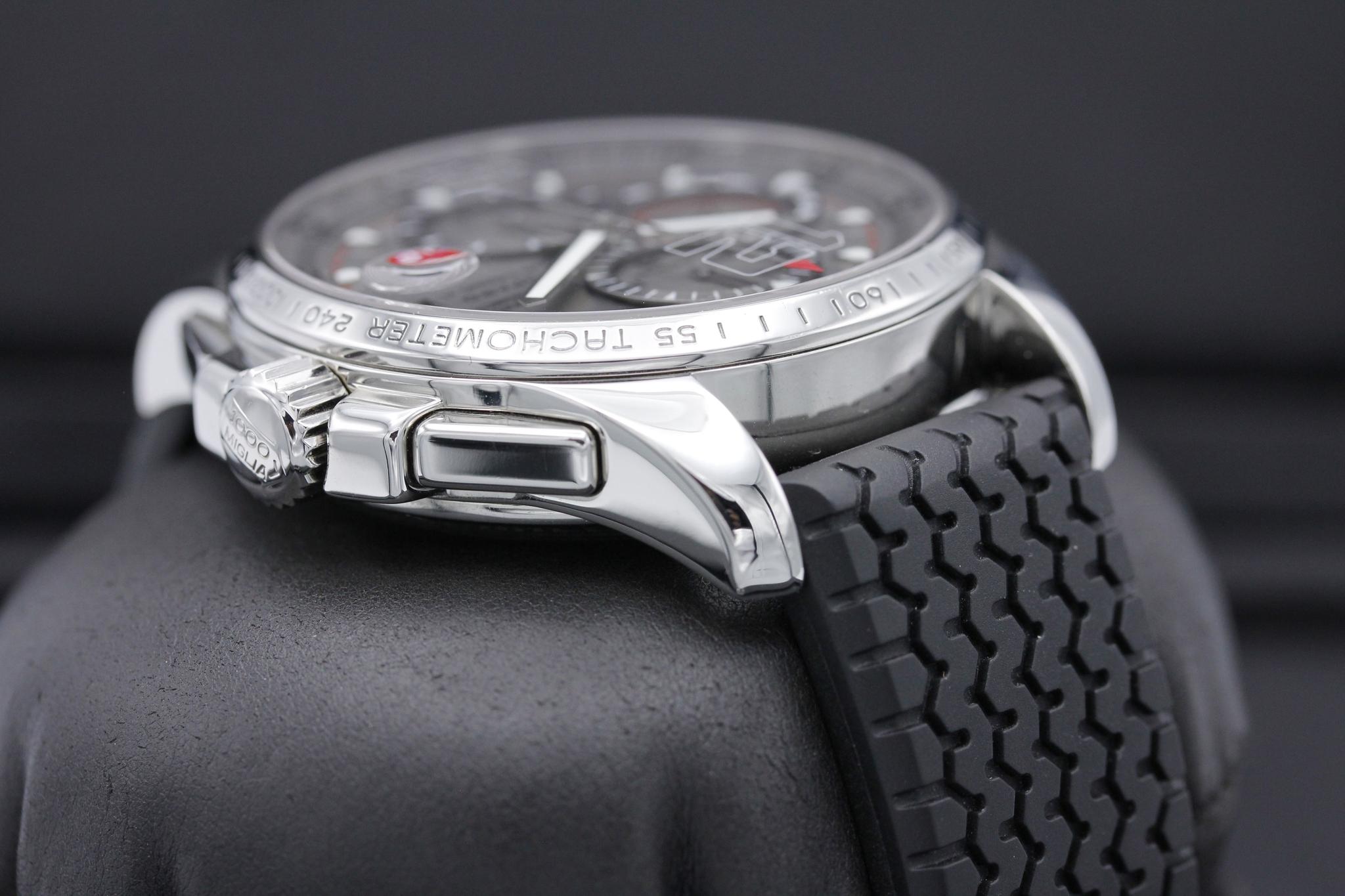 Watch Image 4