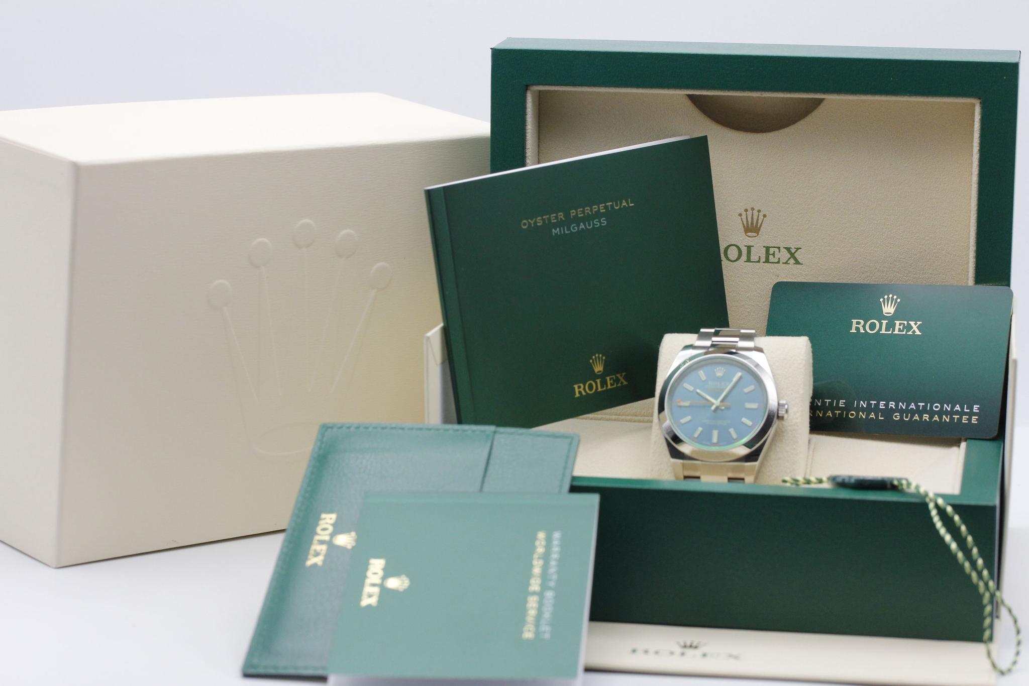 Watch Image 11