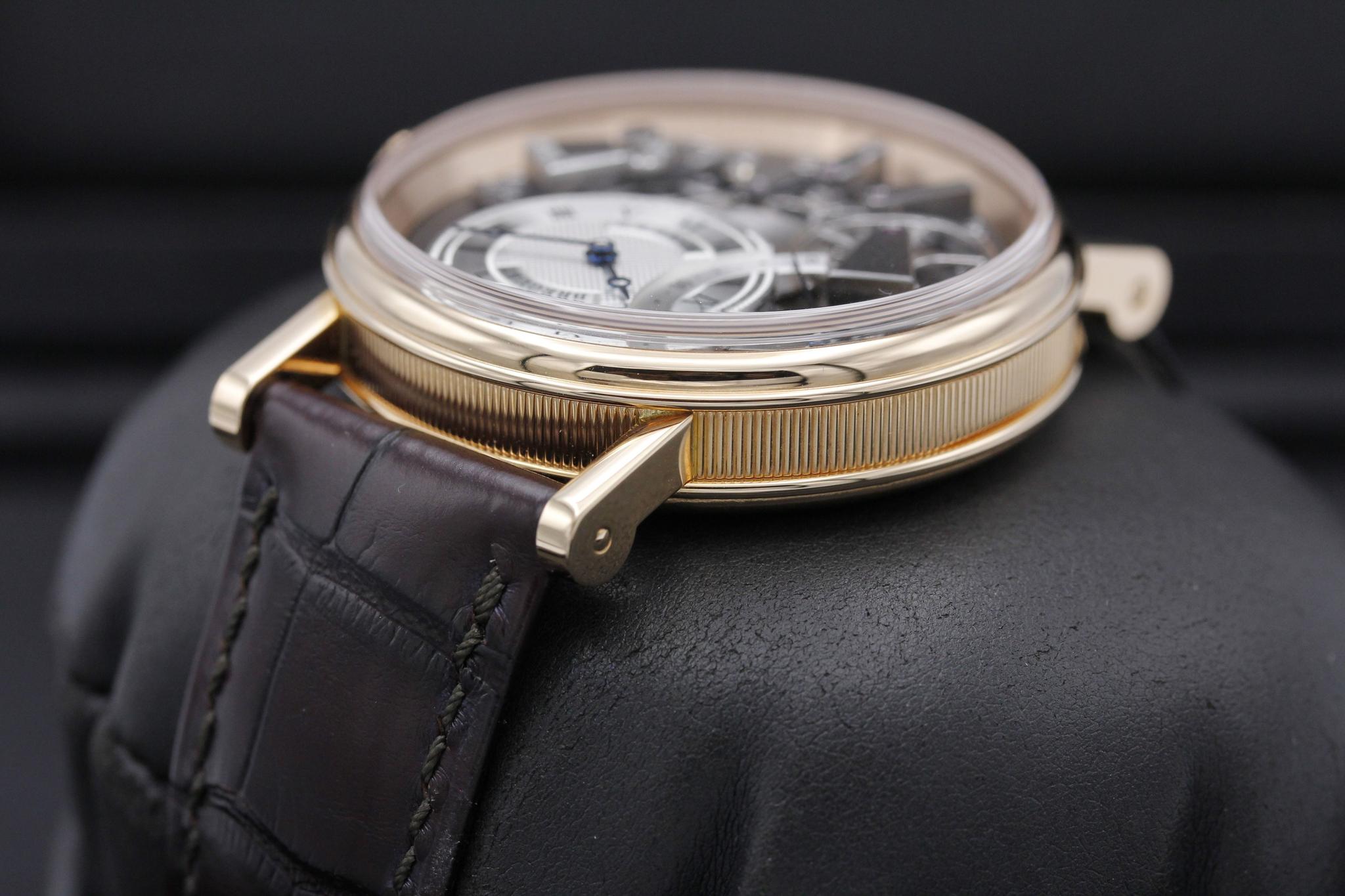Watch Image 5