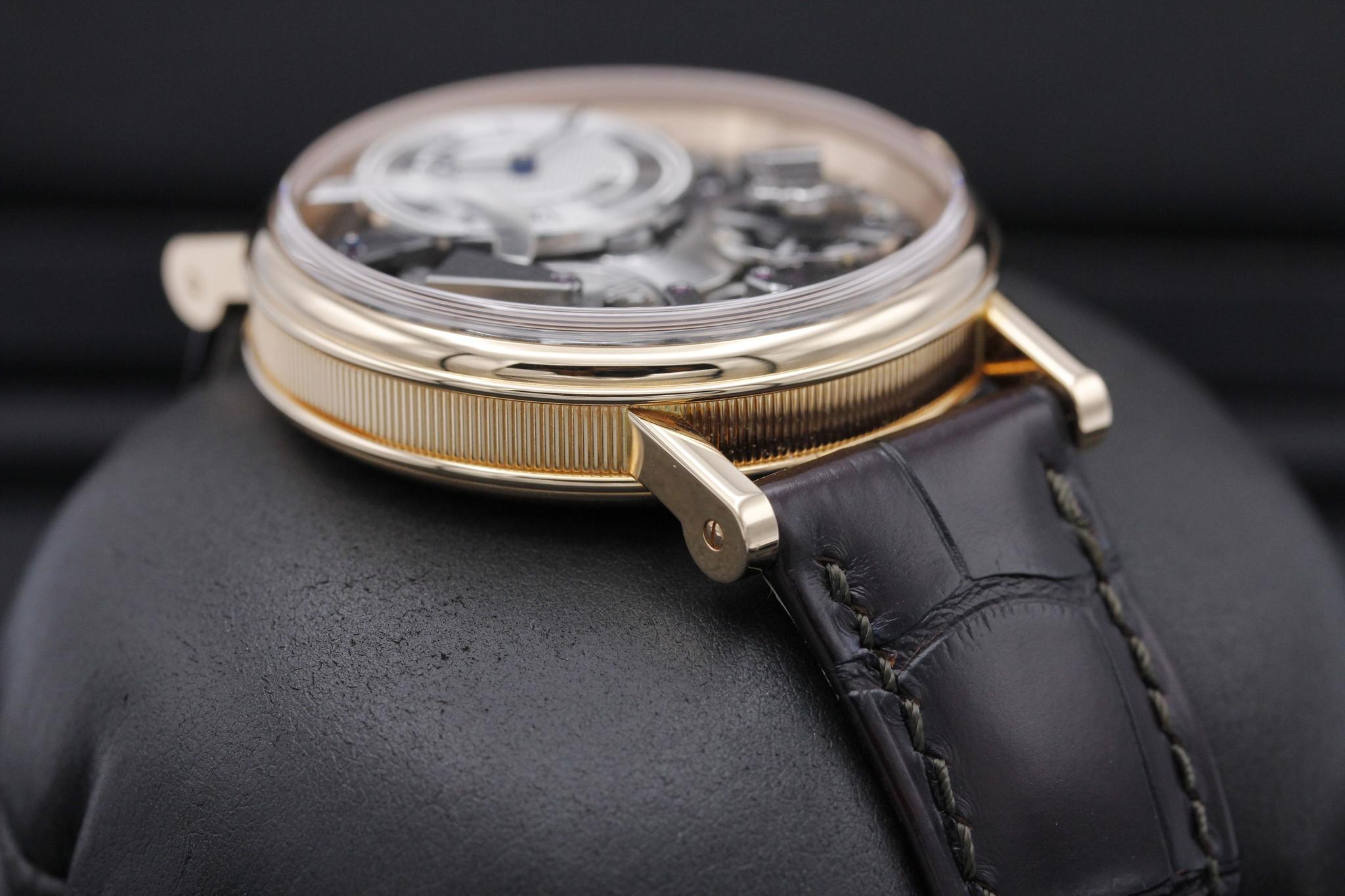 Watch Image 6