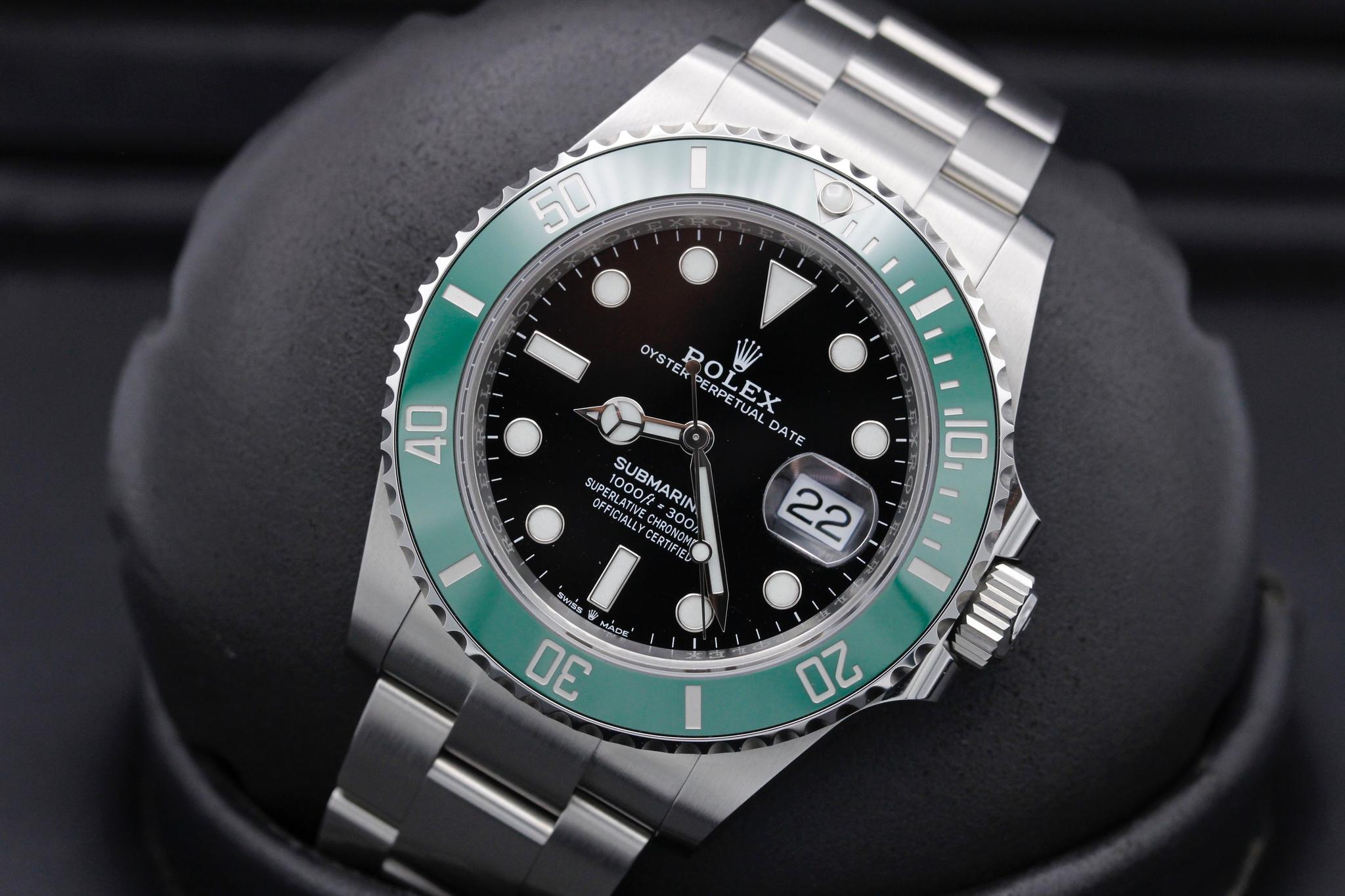Watch Image 10