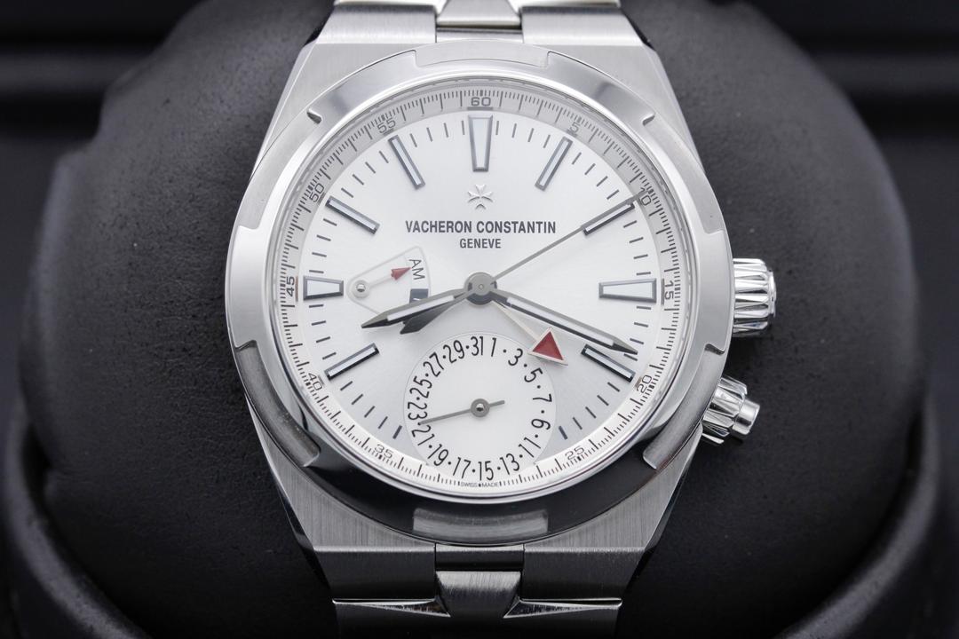 Vacheron Constantin Overseas Dual Time 7900V/110A-B333