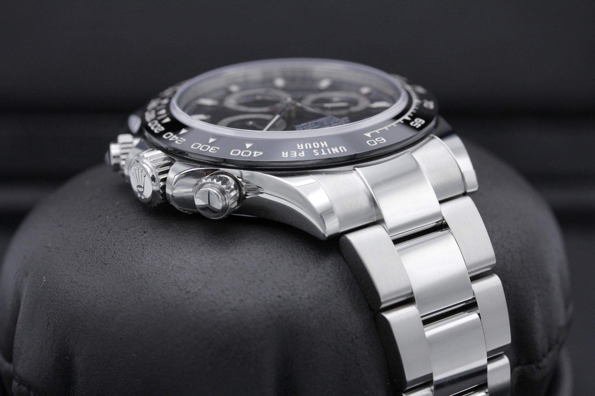 Watch Image 4