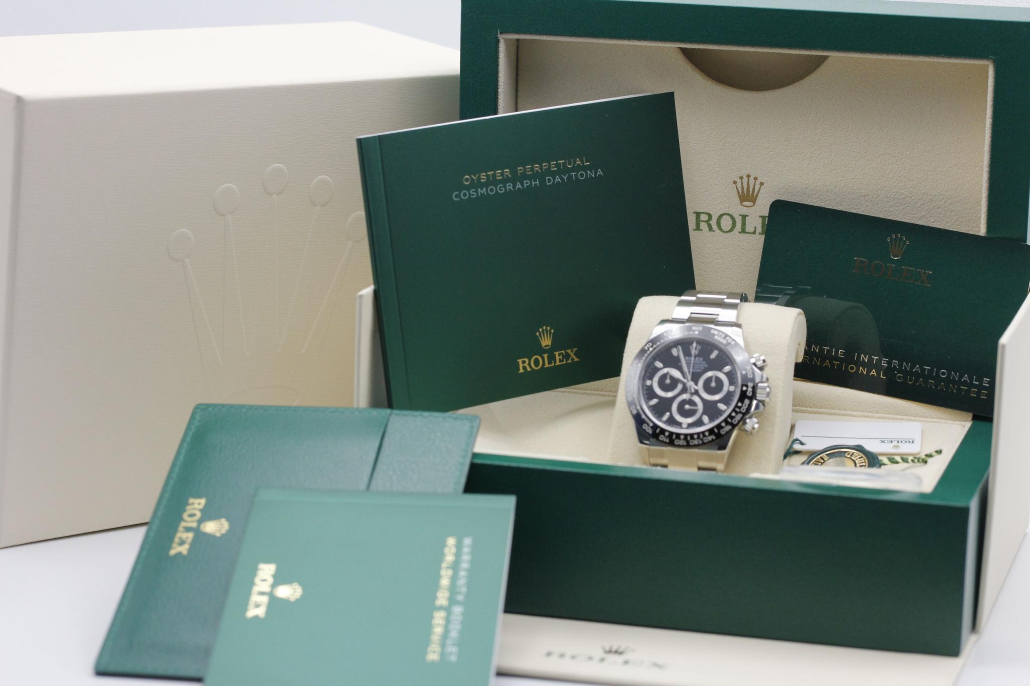 Watch Image 11