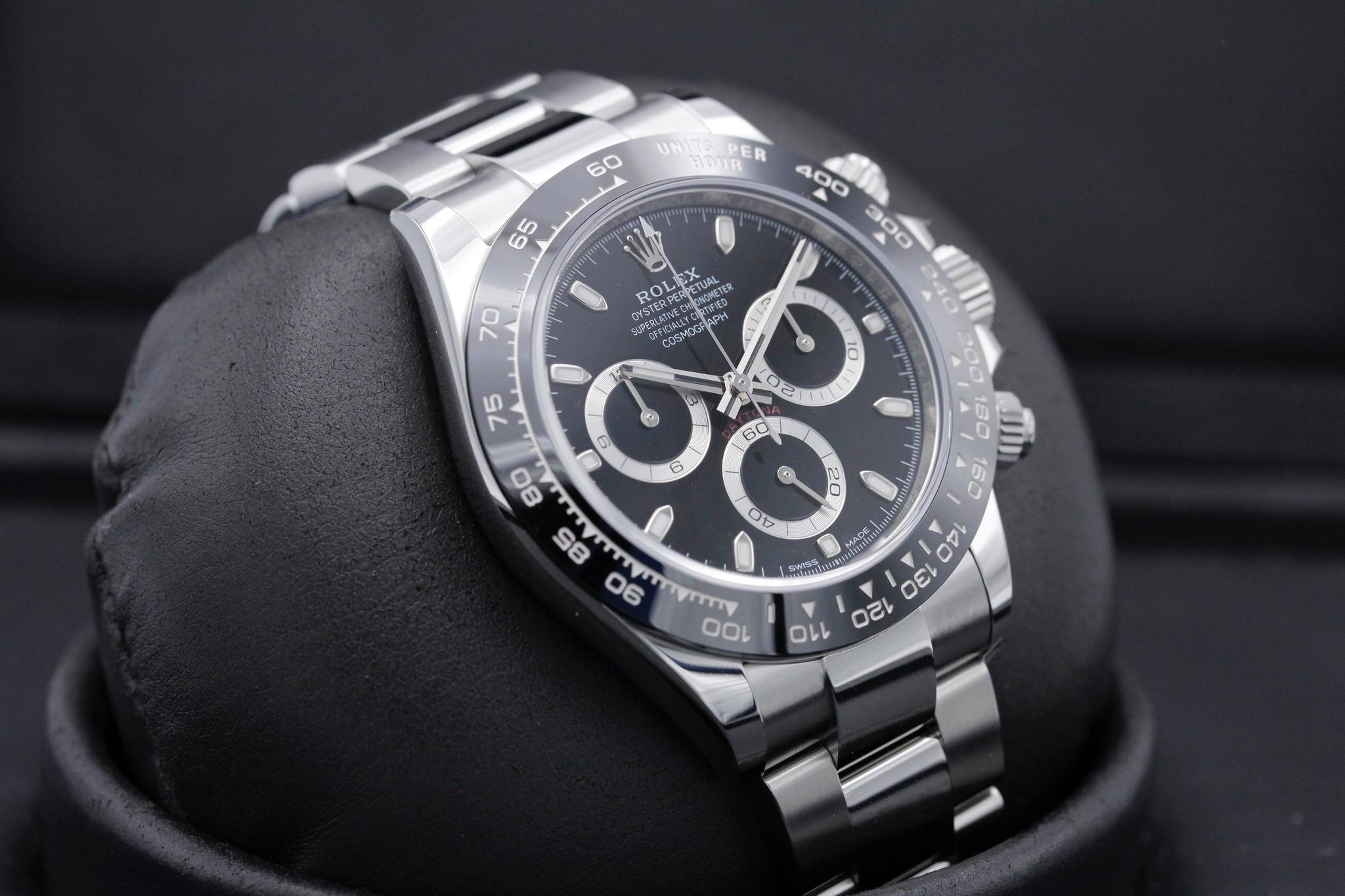 Watch Image 10