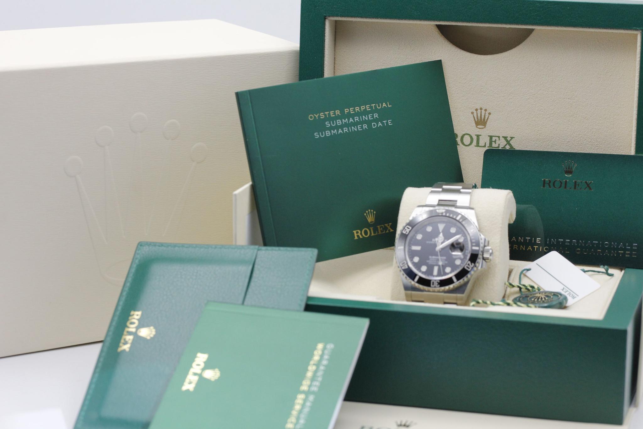 Watch Image 11