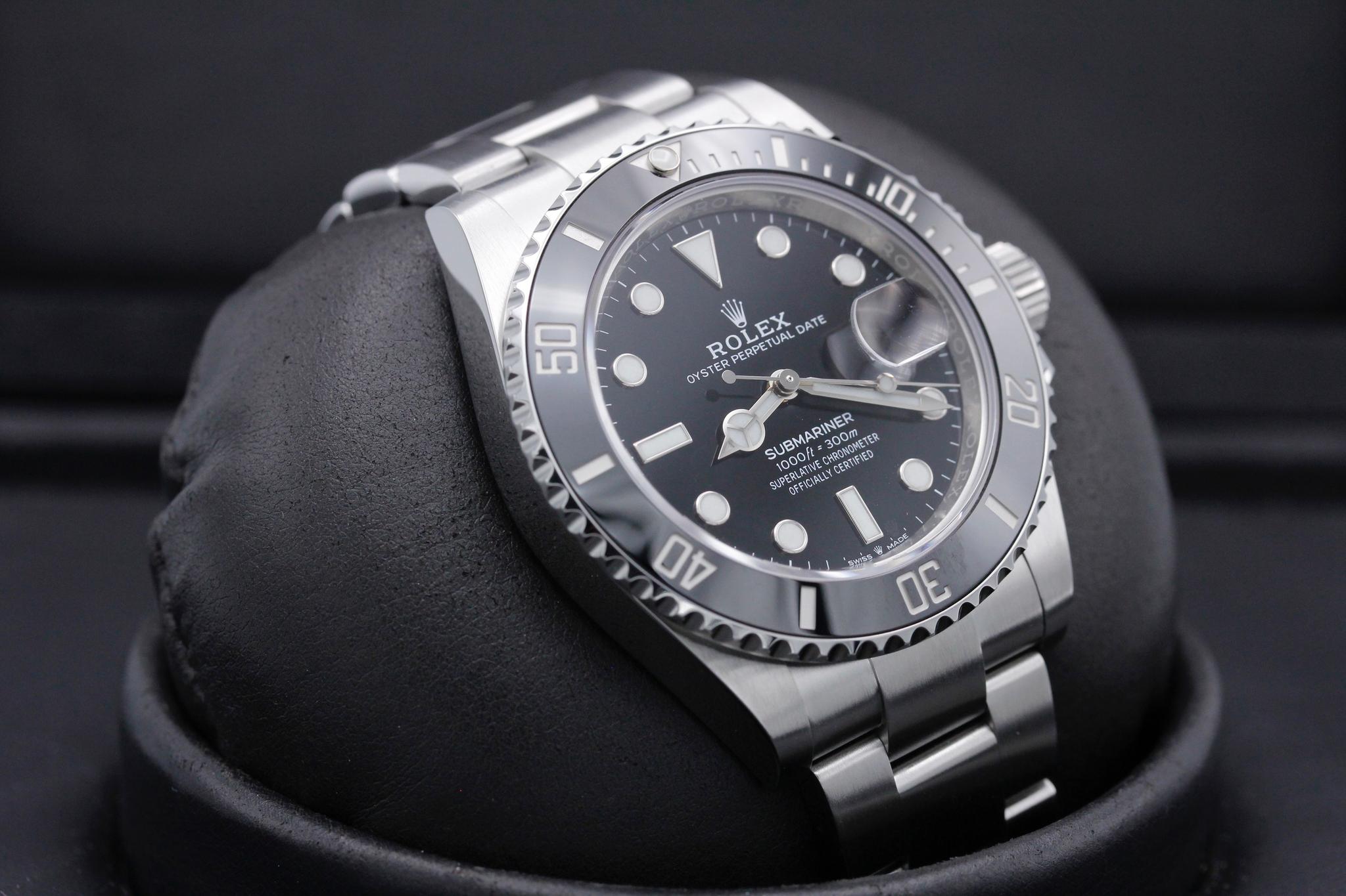 Watch Image 10