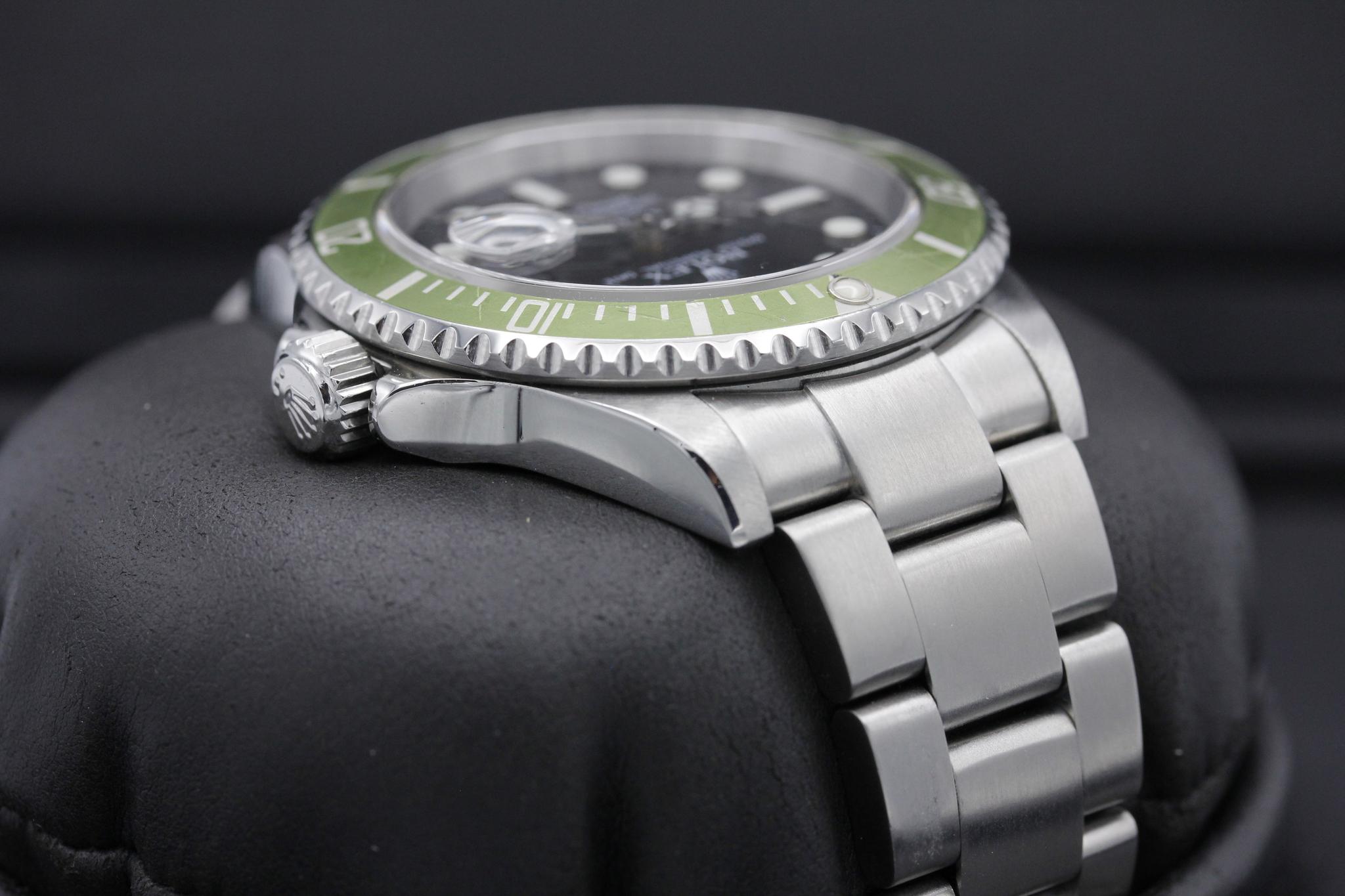 Watch Image 4