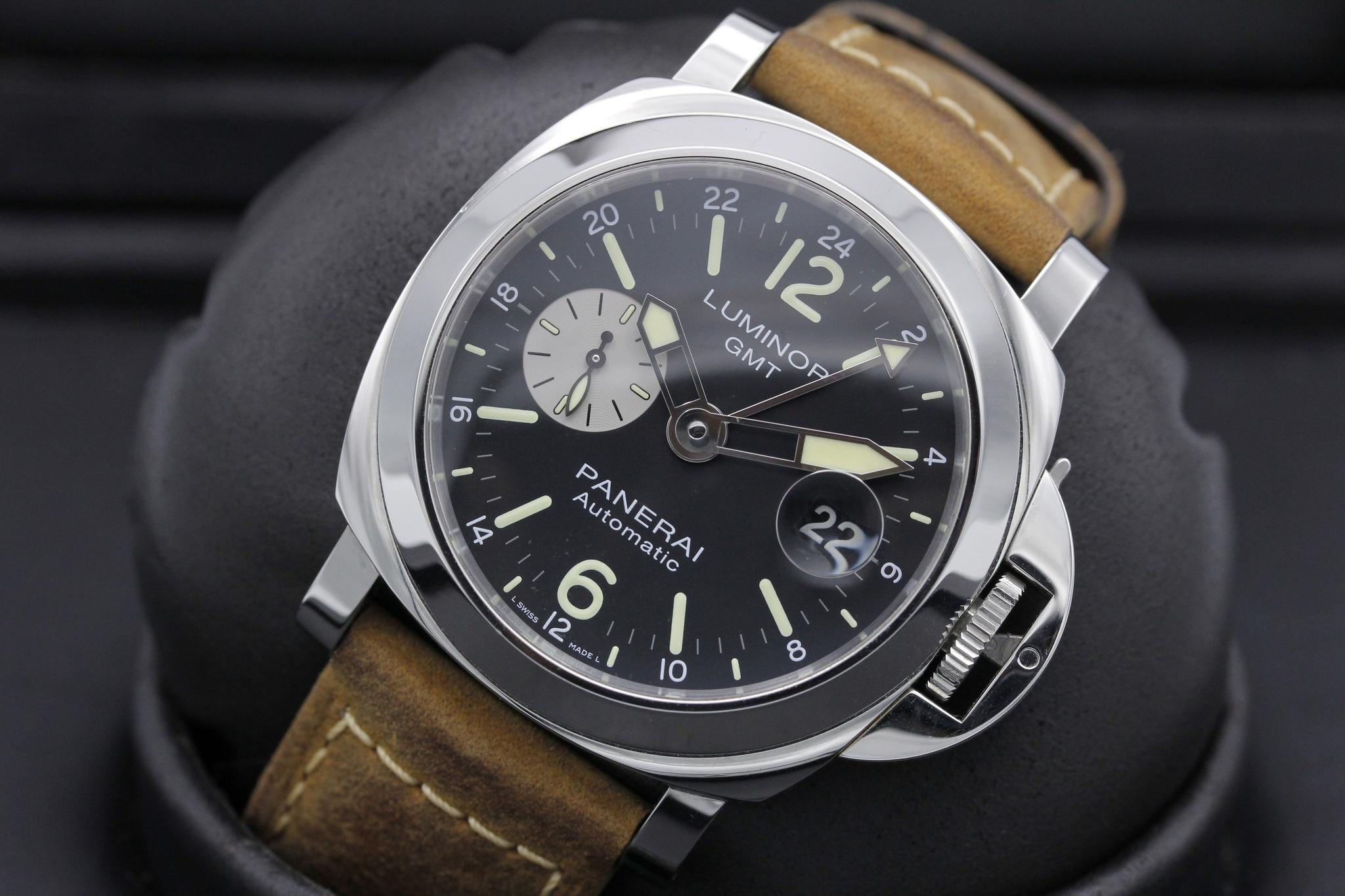 Watch Image 10