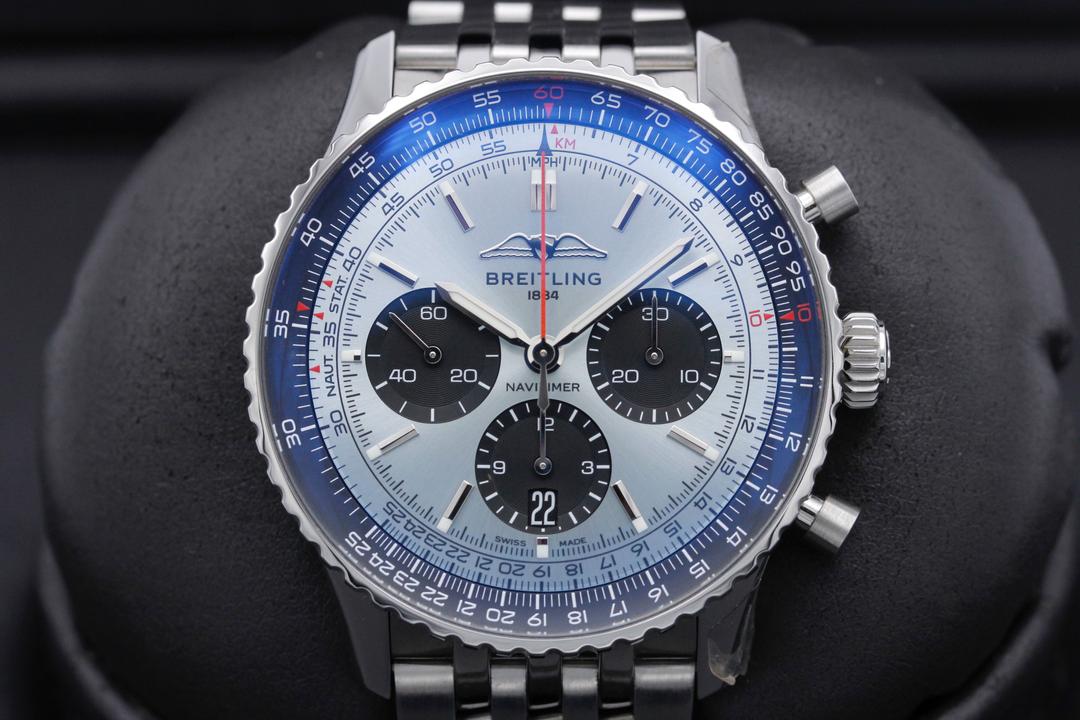 Breitling Navitimer AB0138241C1A1