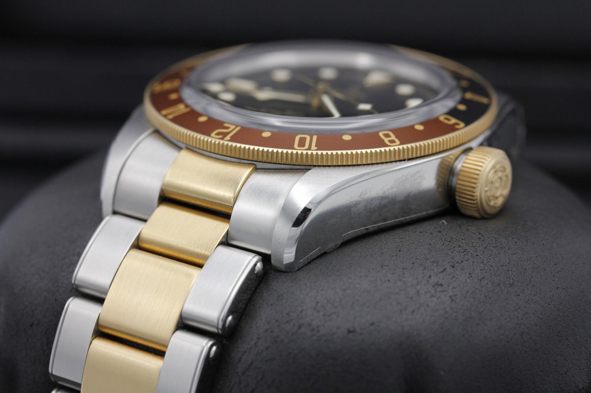 Watch Image 2