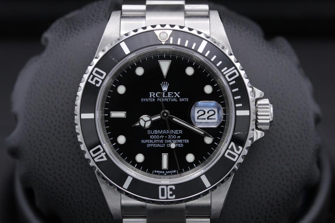 Rolex Submariner Date 16610