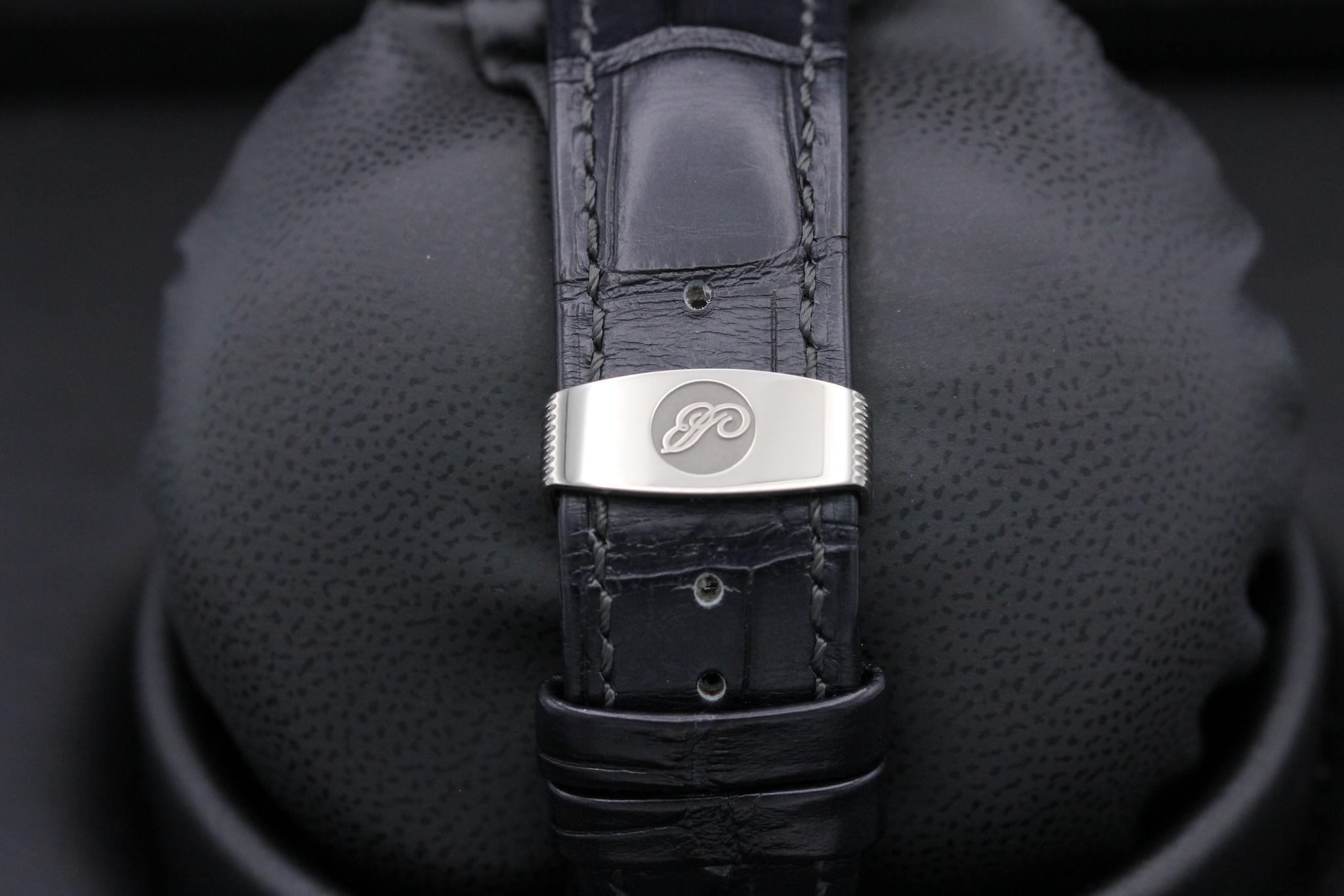 Watch Image 8