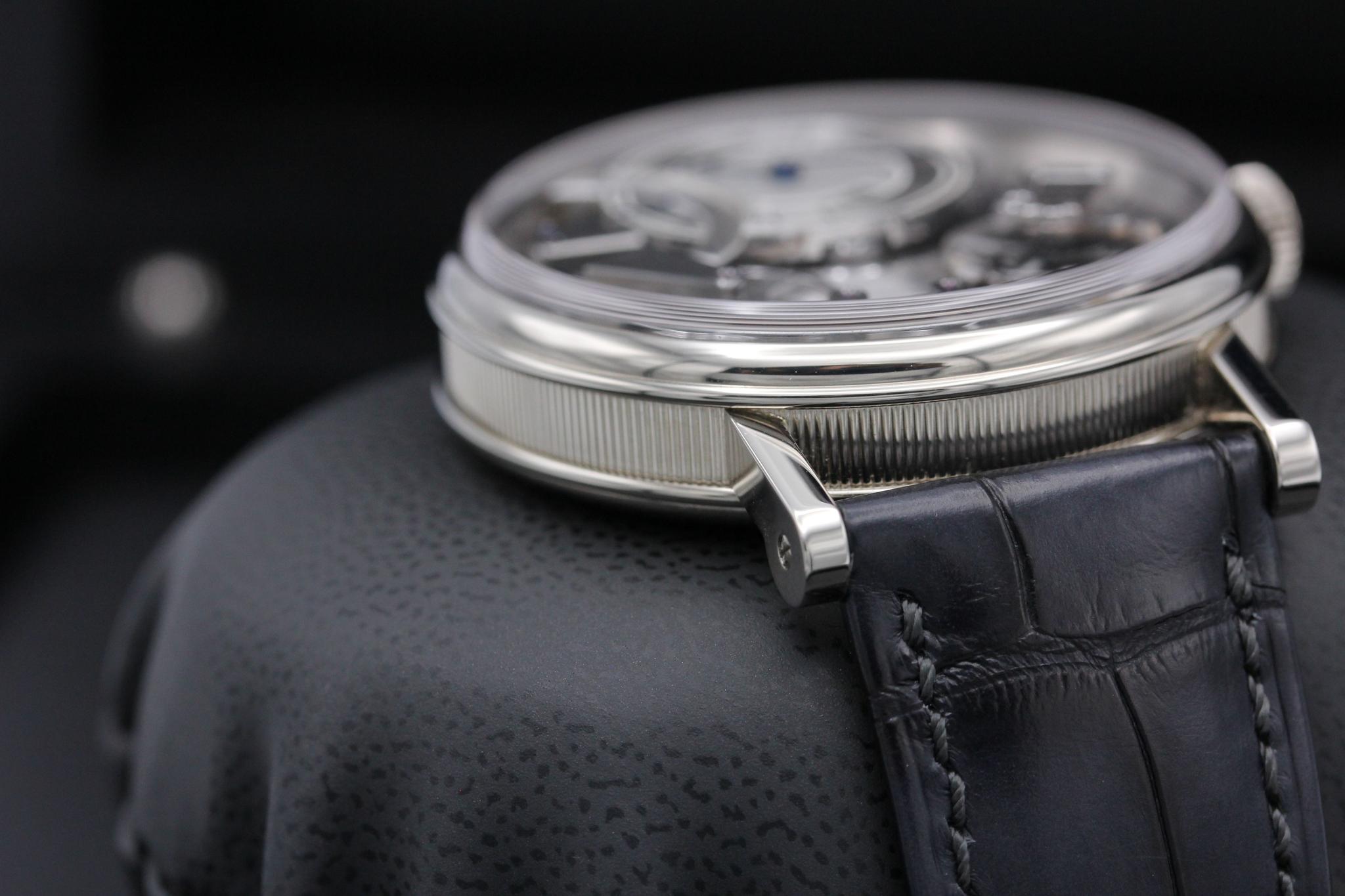 Watch Image 6