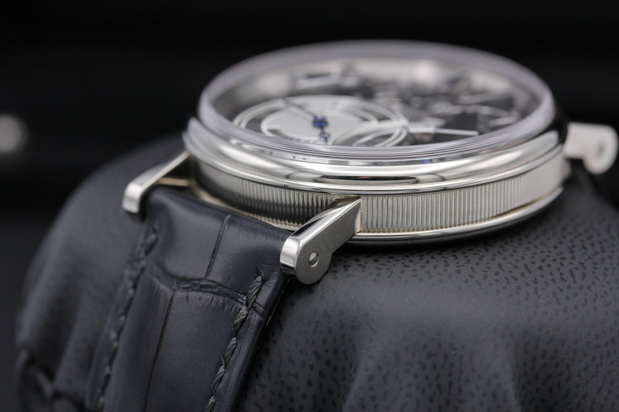 Watch Image 5
