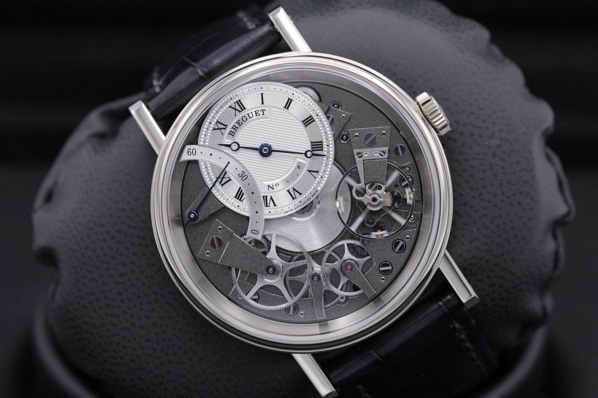 Watch Image 9