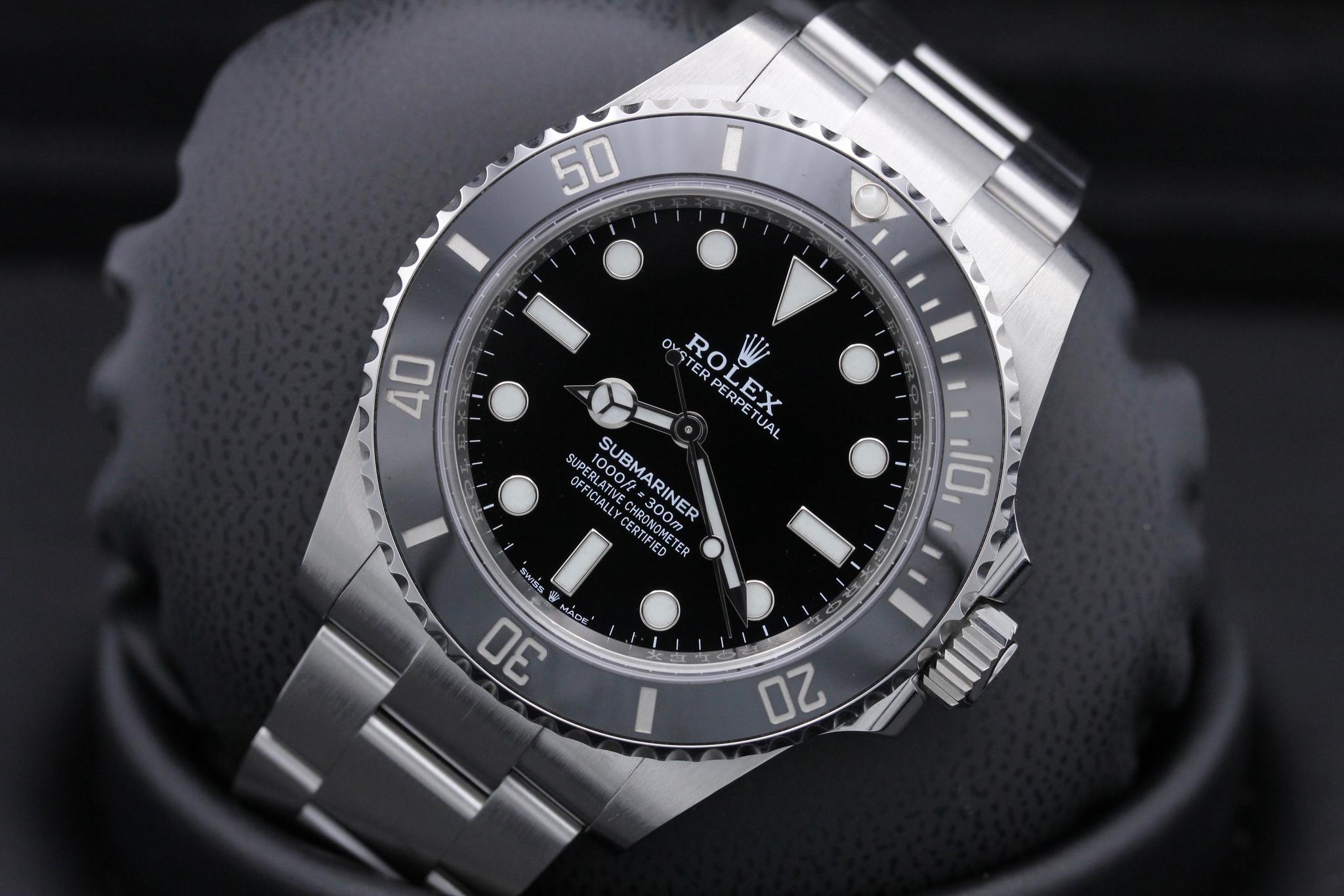 Watch Image 10
