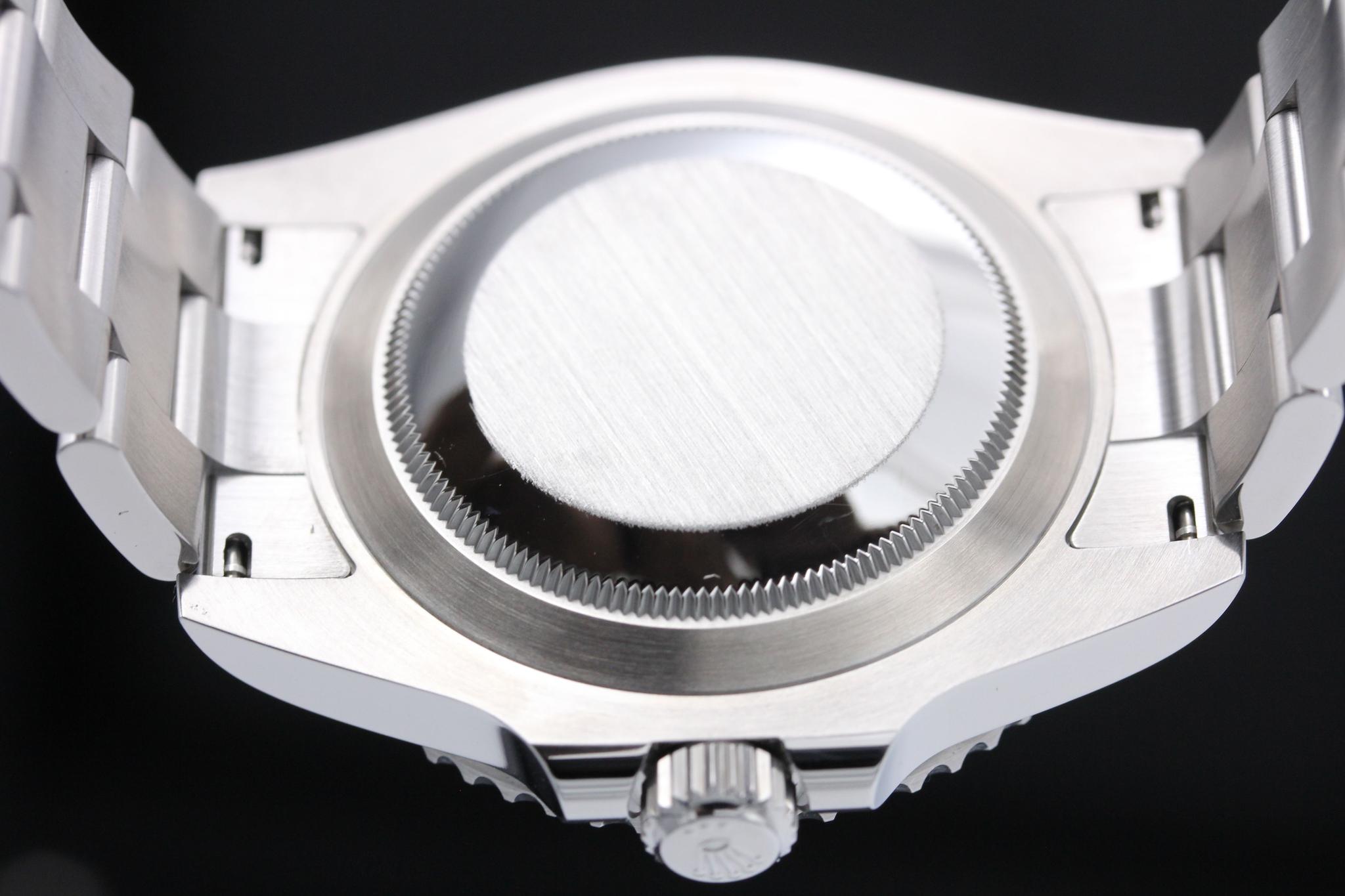 Watch Image 7