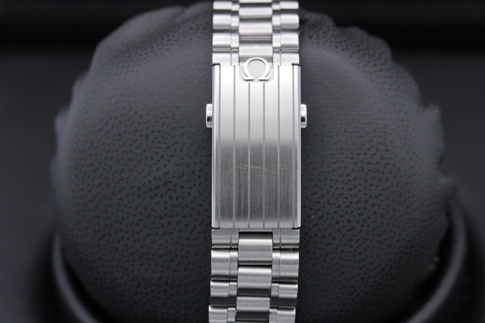 Watch Image 8