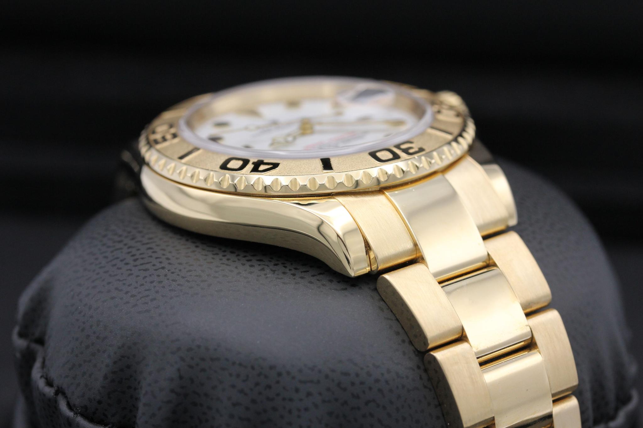 Watch Image 6