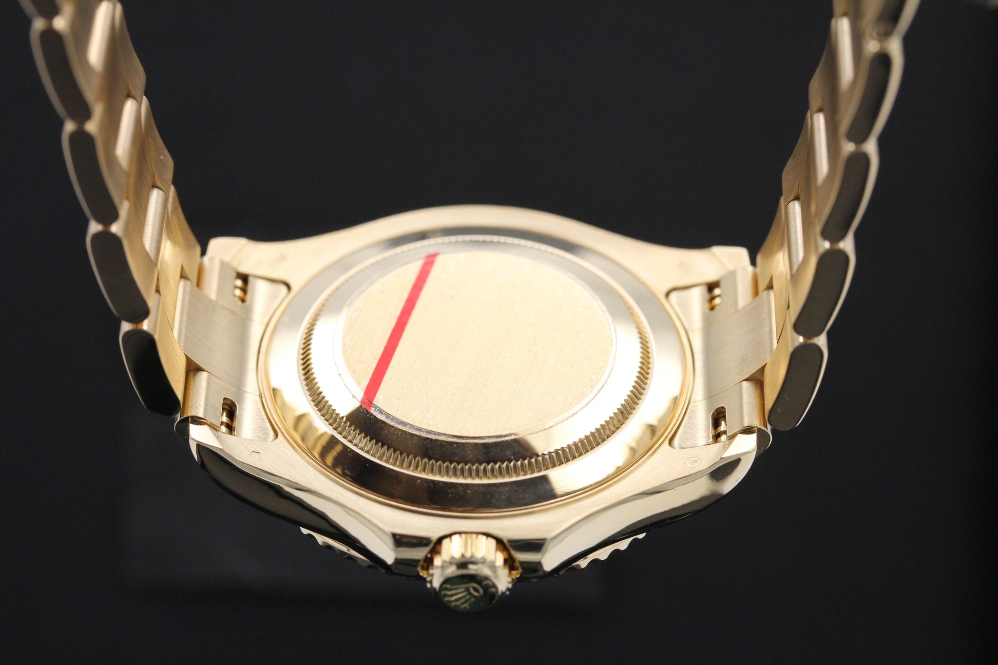 Watch Image 7