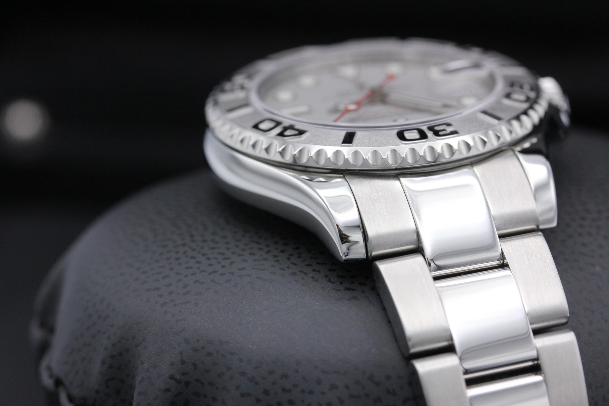 Watch Image 6
