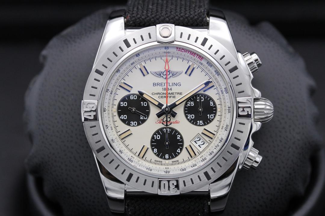Breitling Chronomat 41  AB01442J/G787