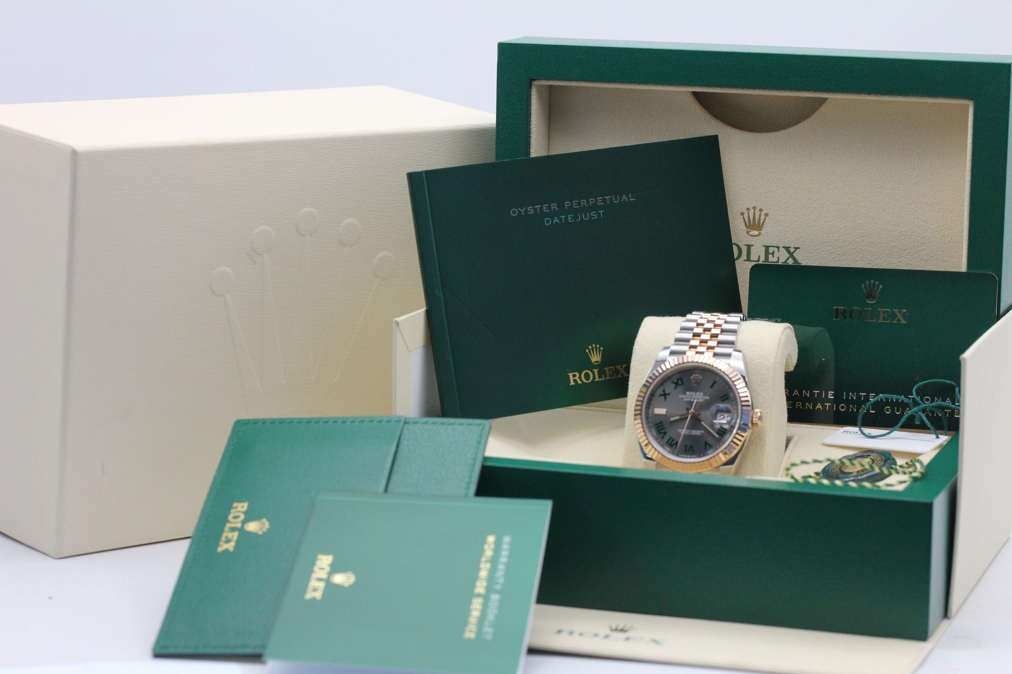 Watch Image 11