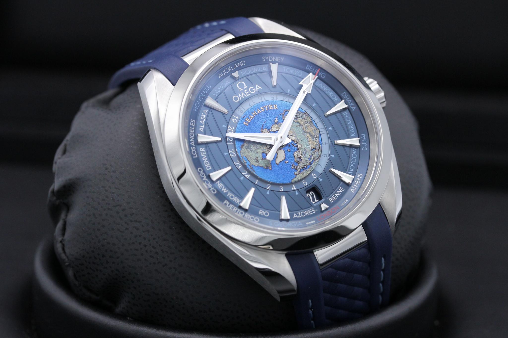 Watch Image 10