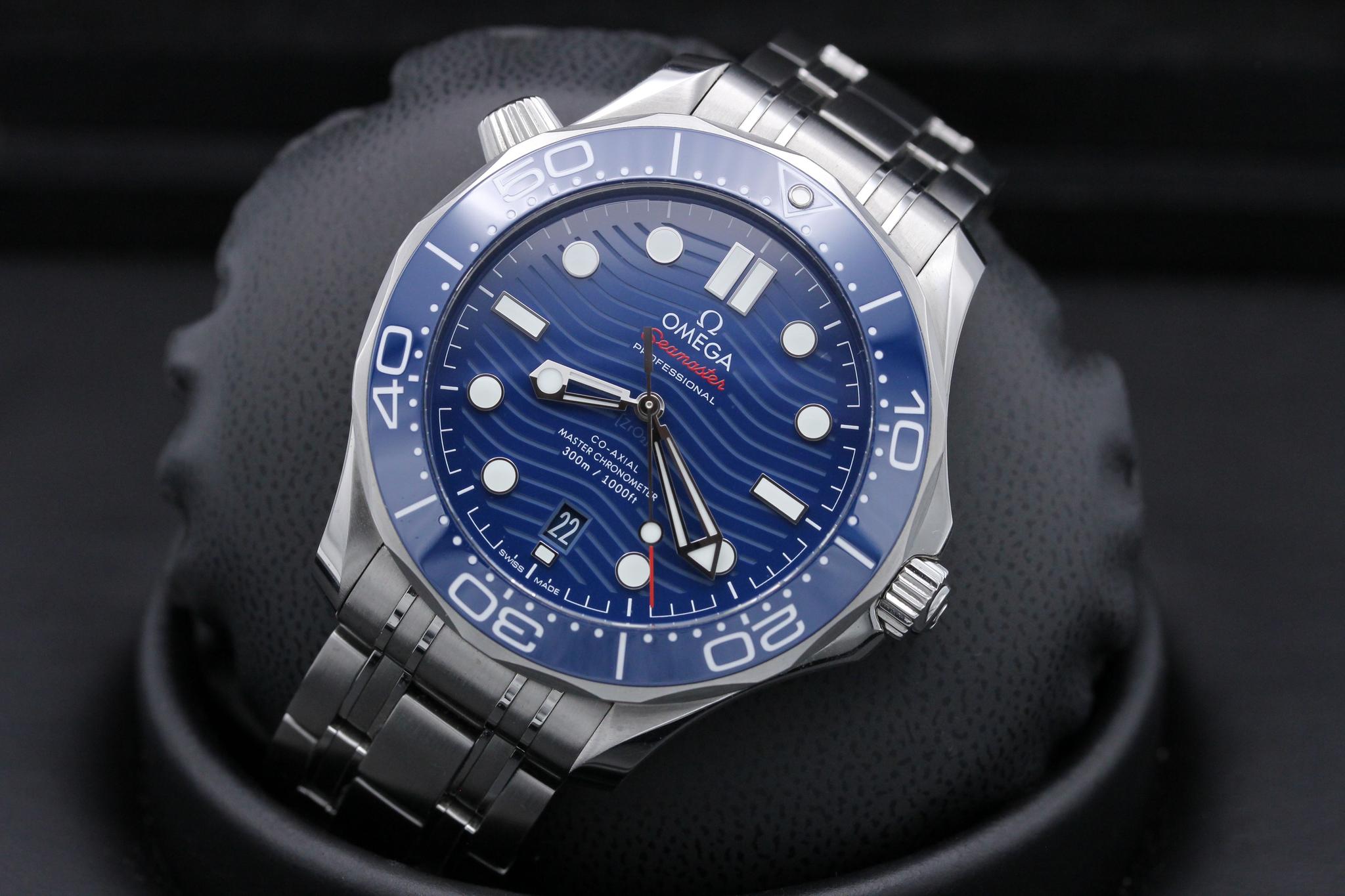 Watch Image 9