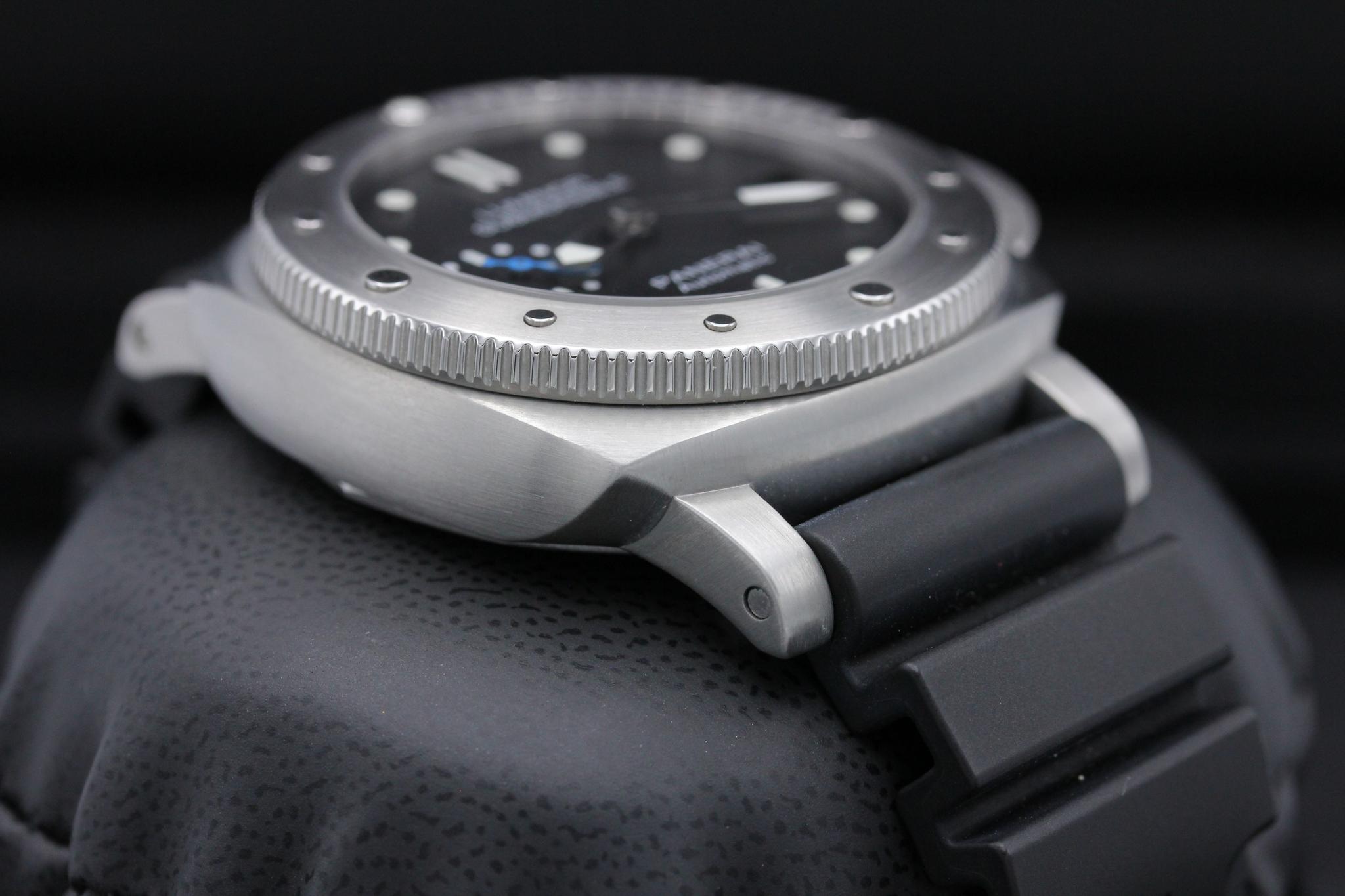 Watch Image 6