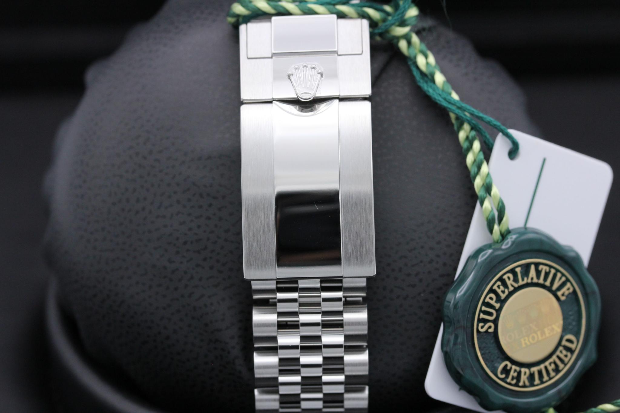 Watch Image 8