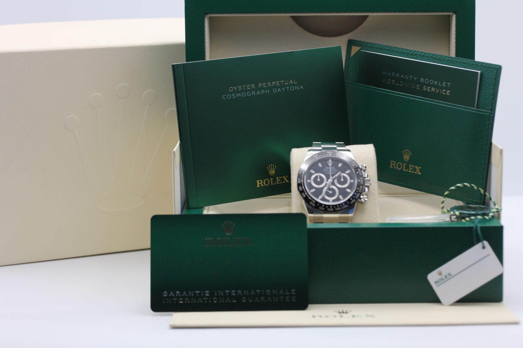 Watch Image 11
