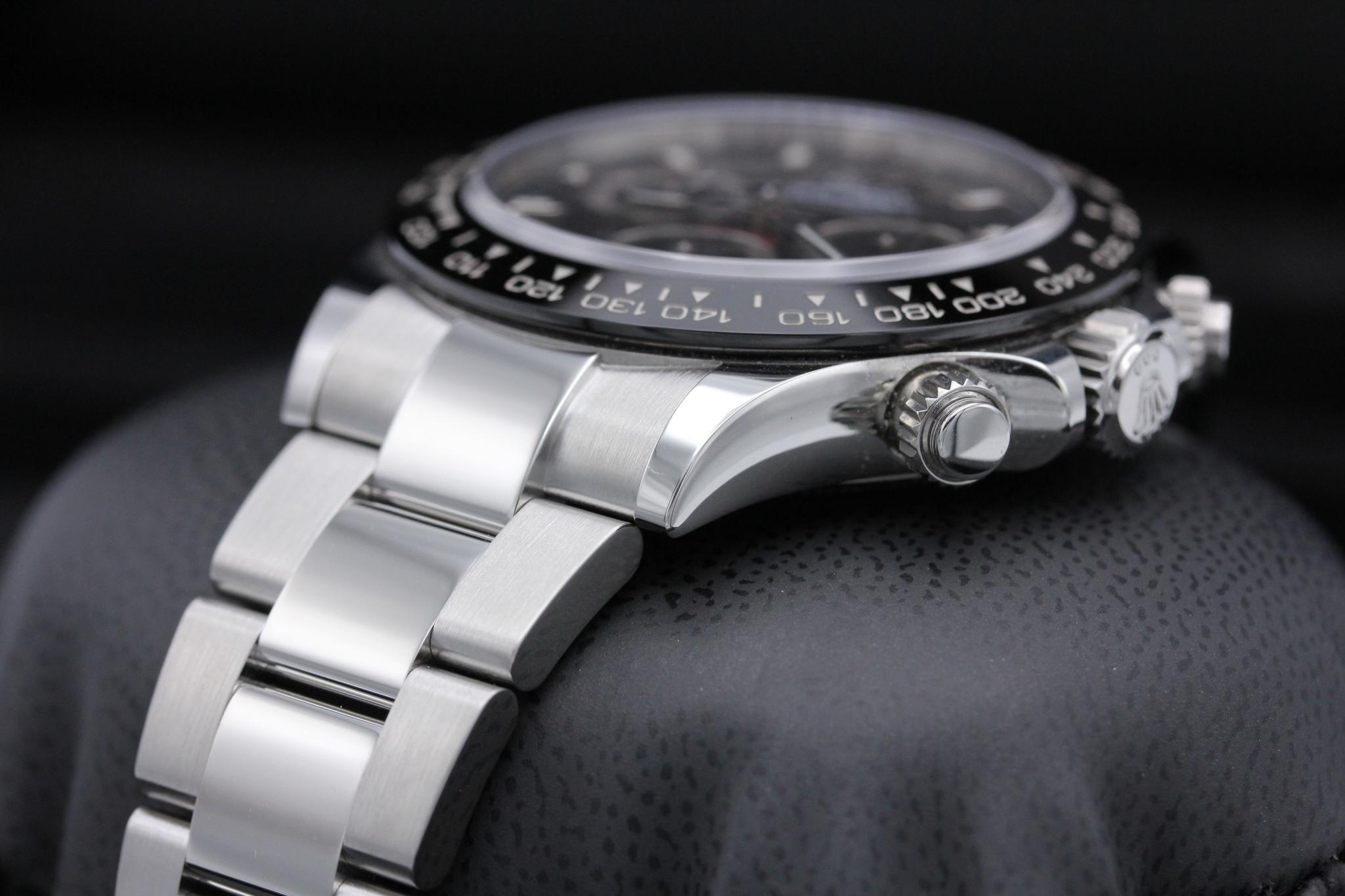 Watch Image 2