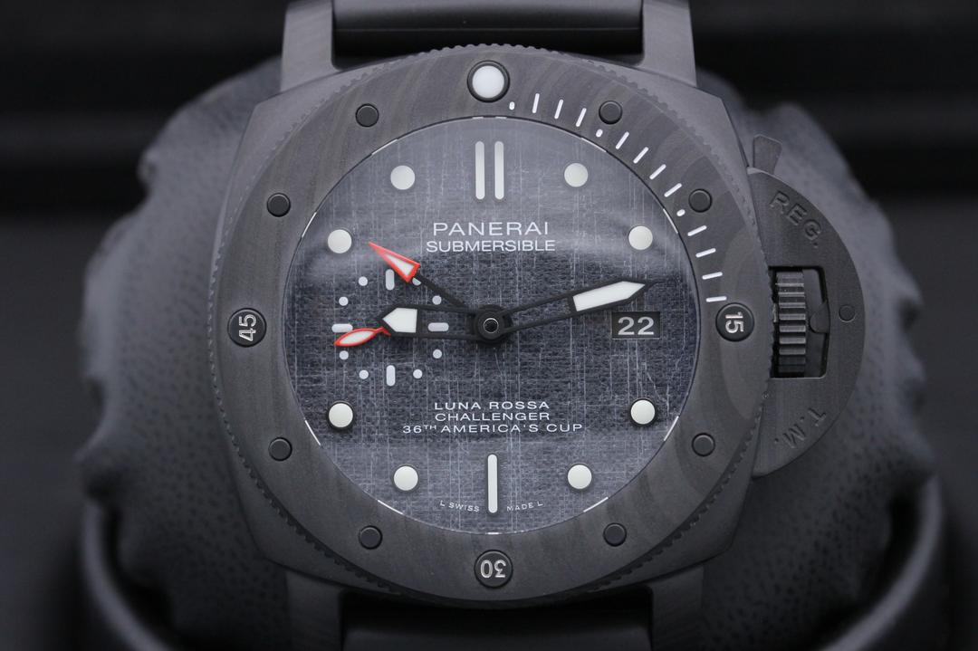 Panerai Submersible Luna Rossa Americas Cup PAM 1039