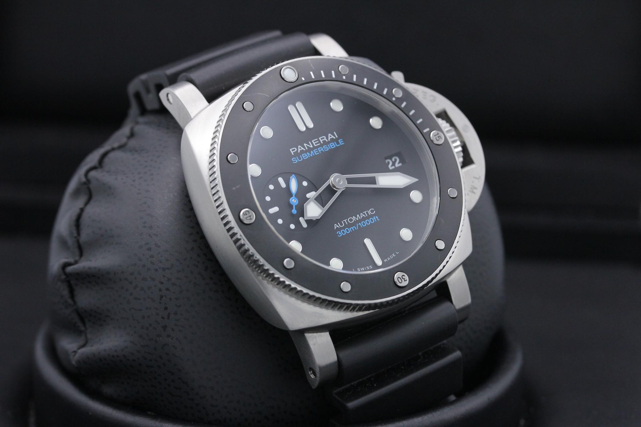 Watch Image 10