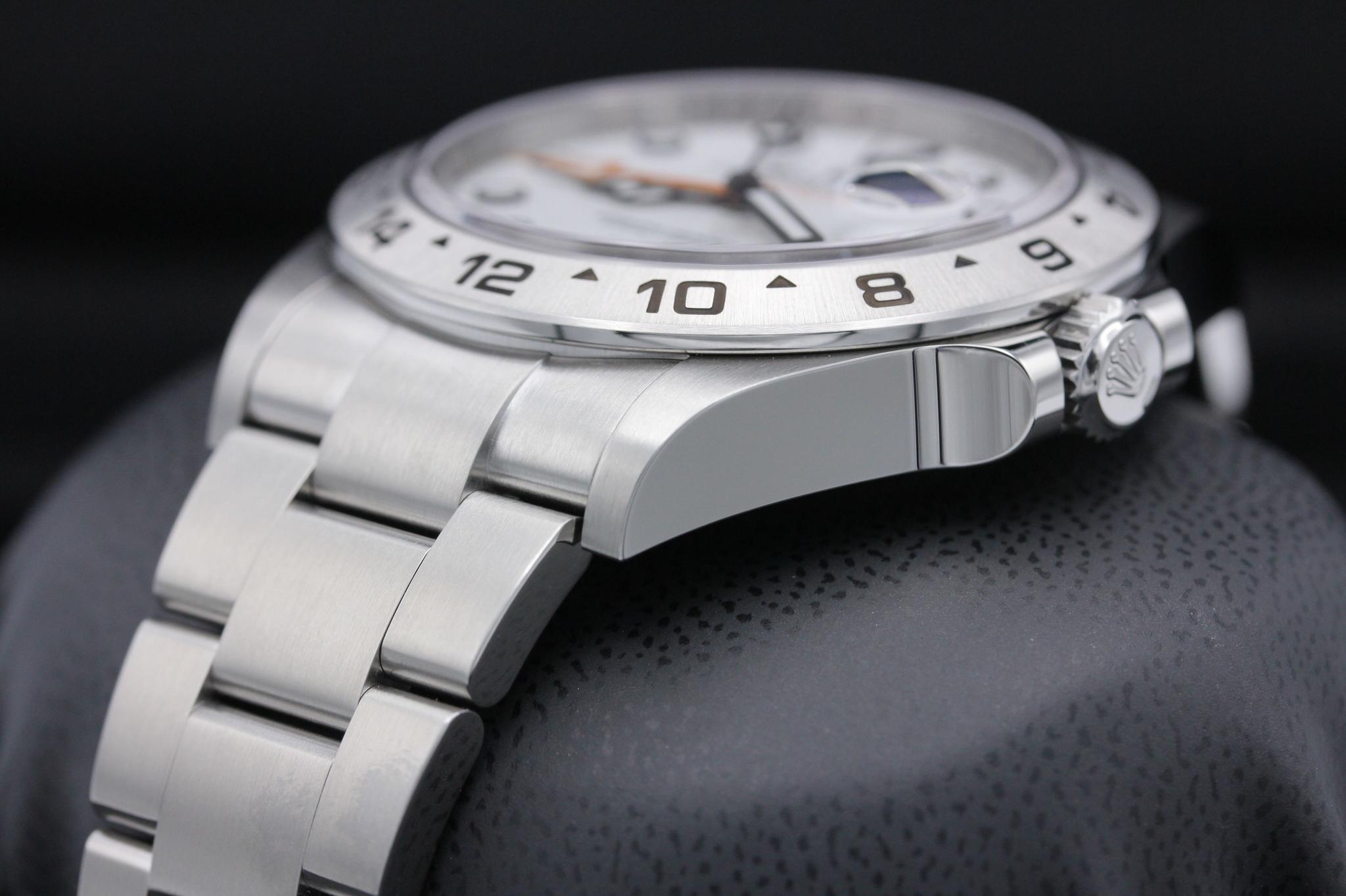 Watch Image 2