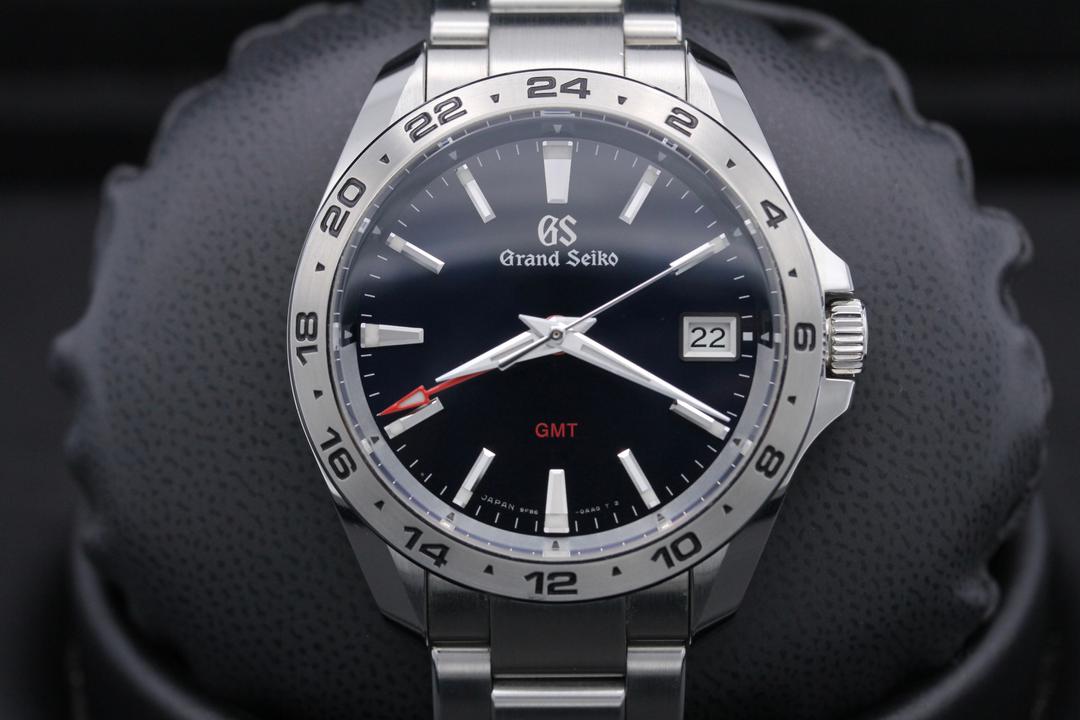 Grand Seiko Sport Collection 9F Quartz GMT SBGN005