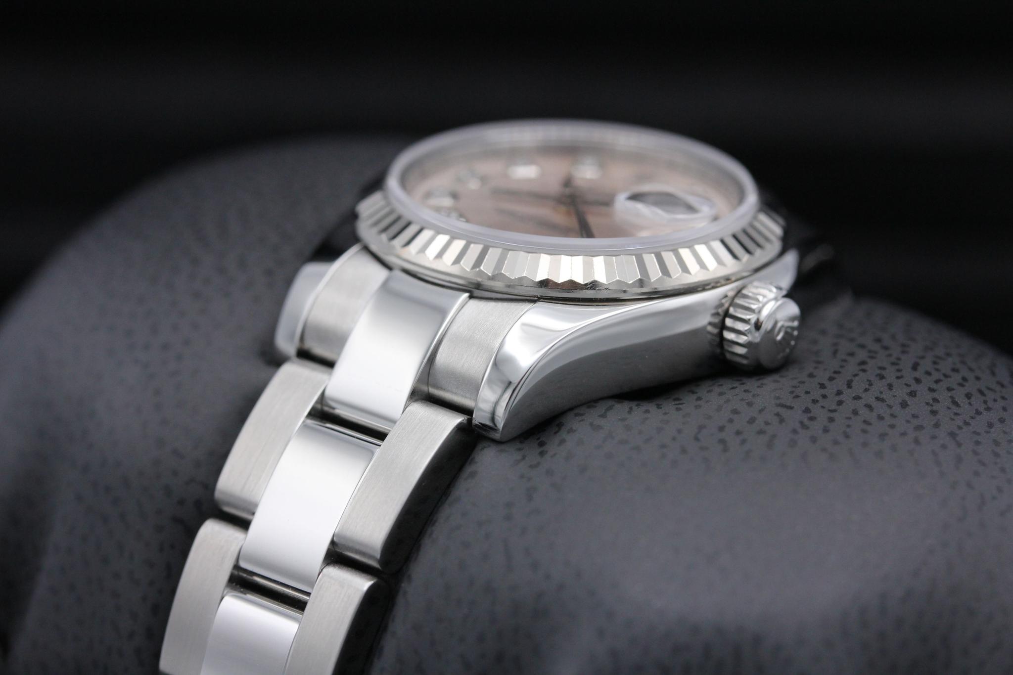 Watch Image 2