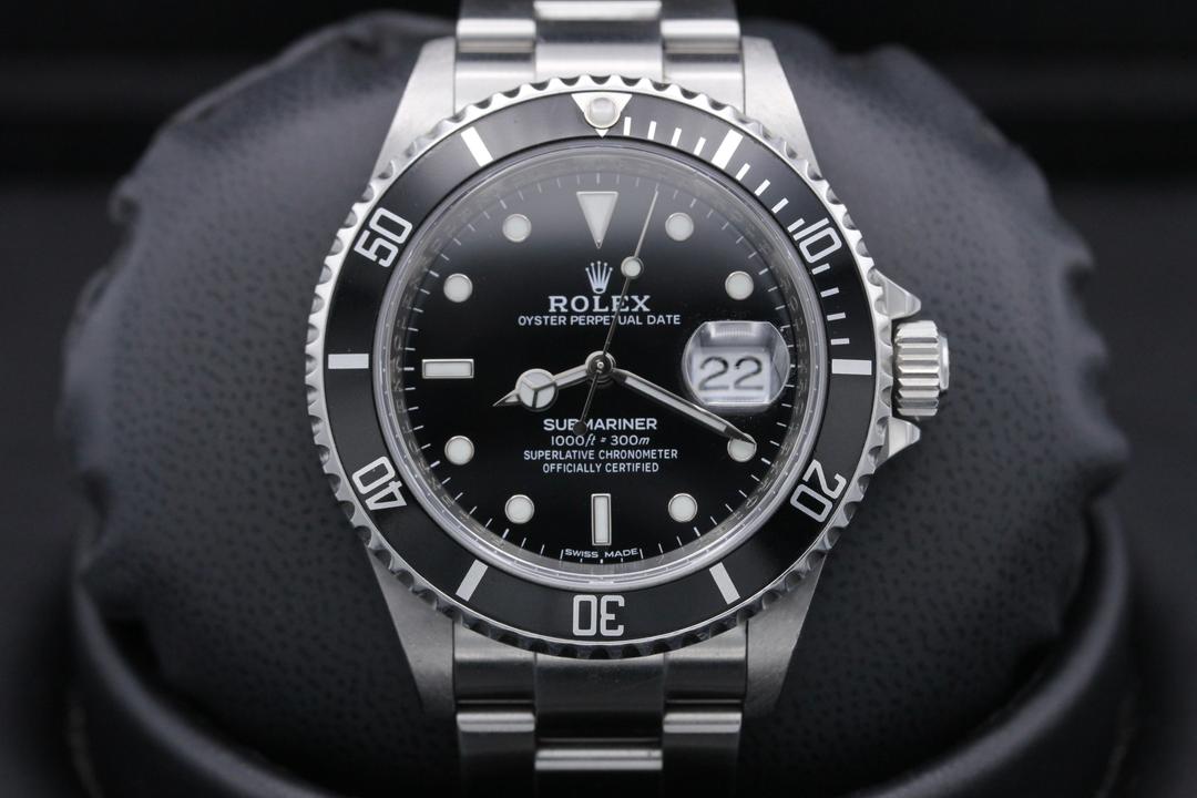 Rolex Submariner Date 16610