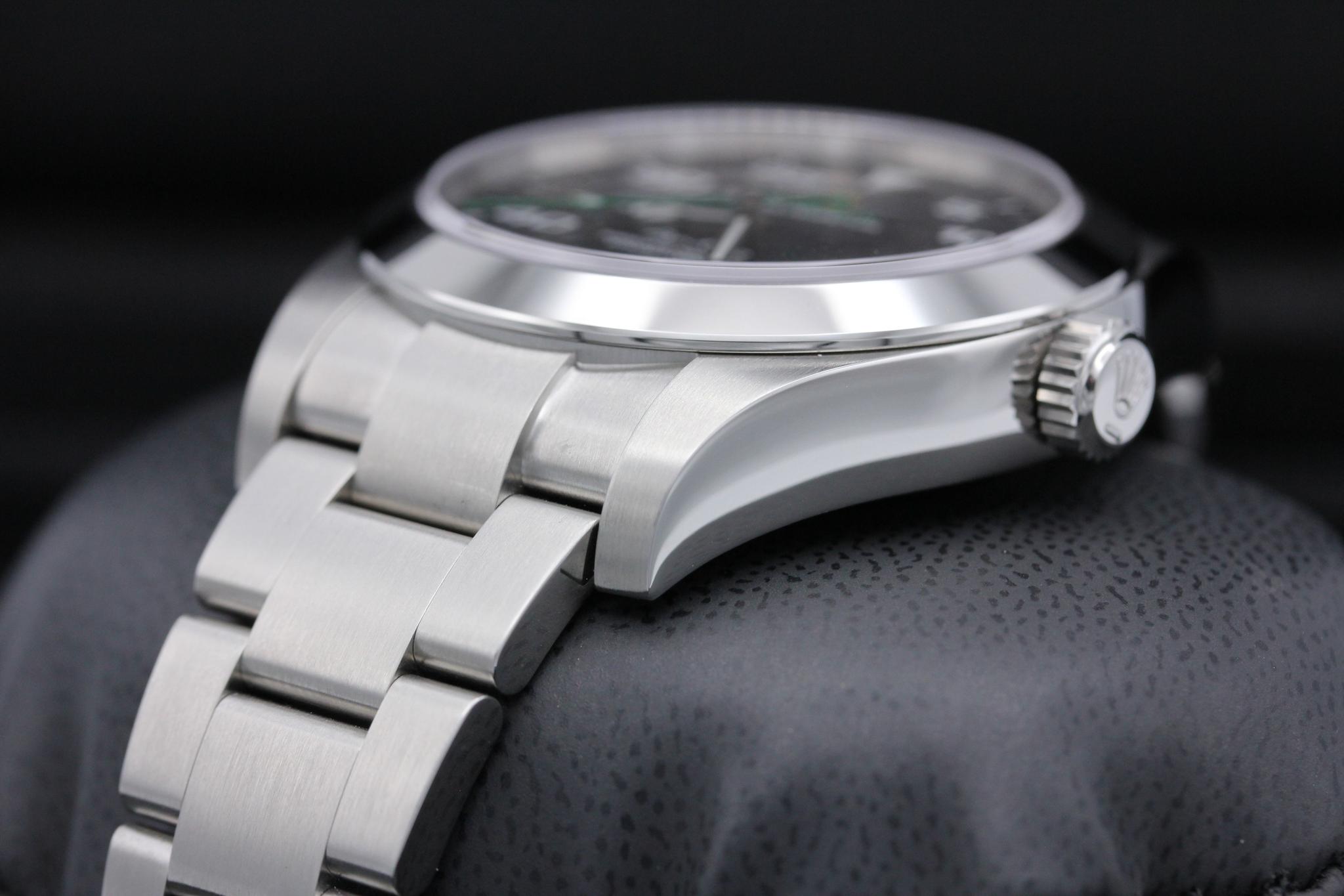 Watch Image 2