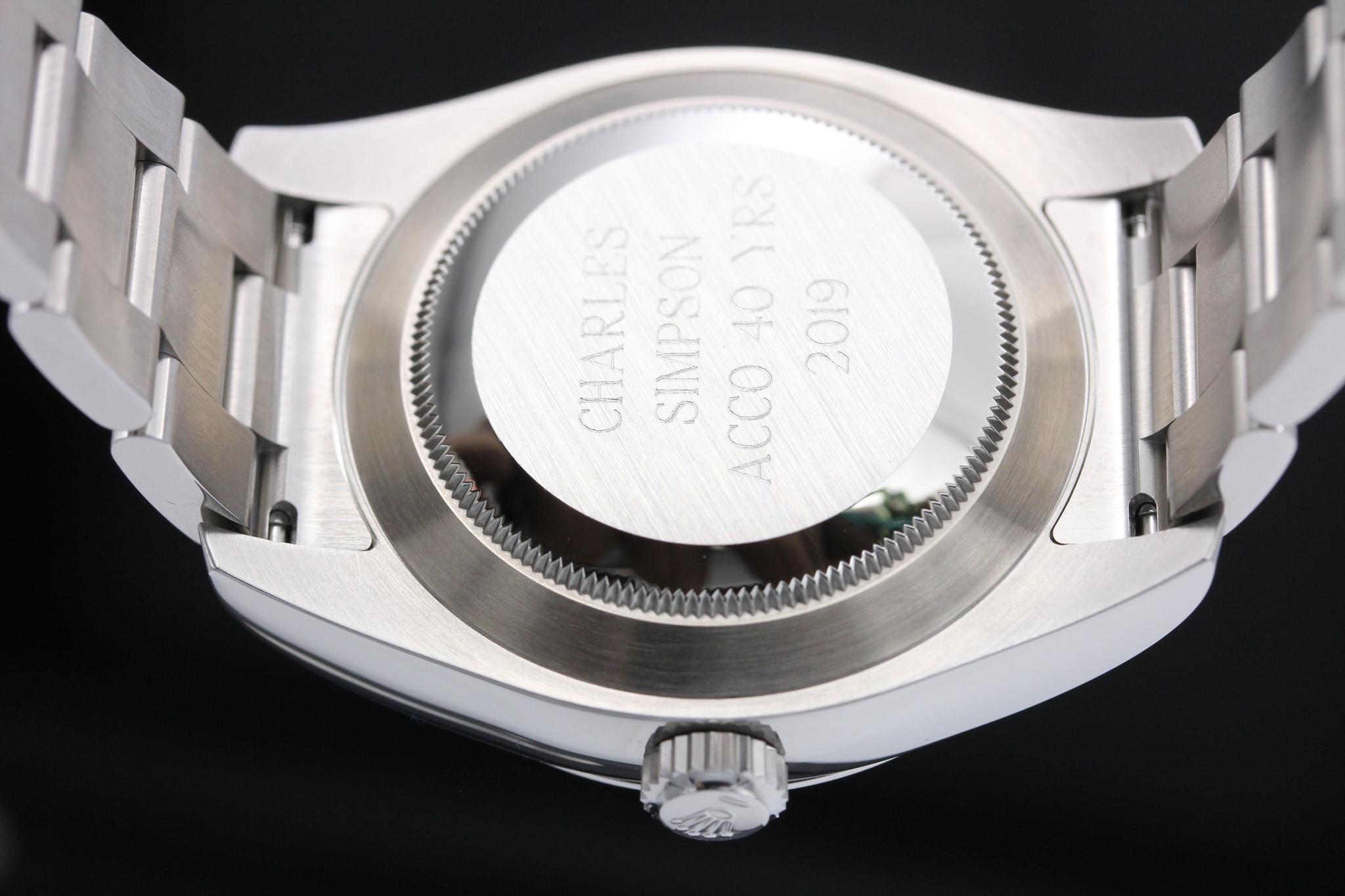 Watch Image 7