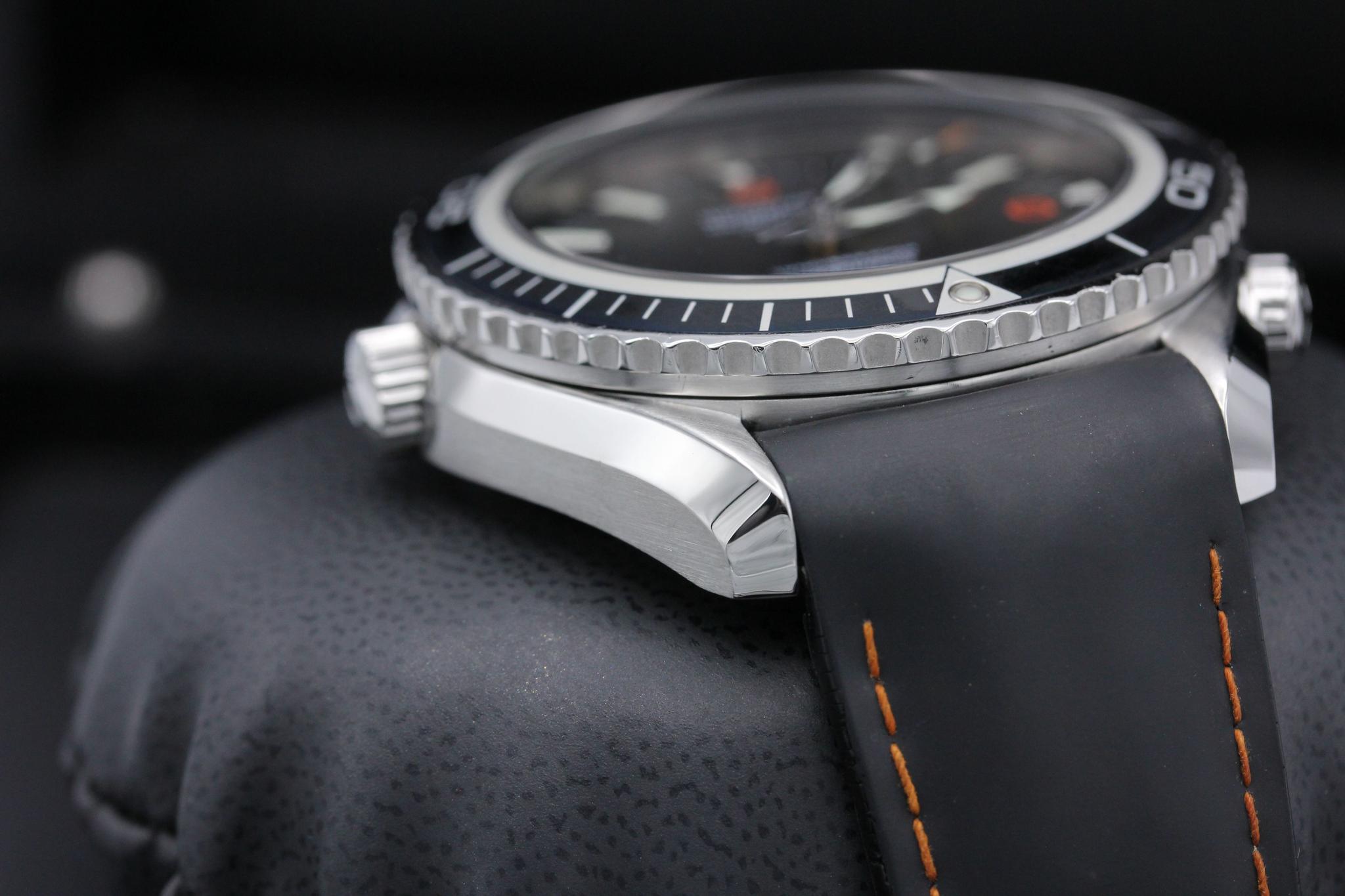 Watch Image 4